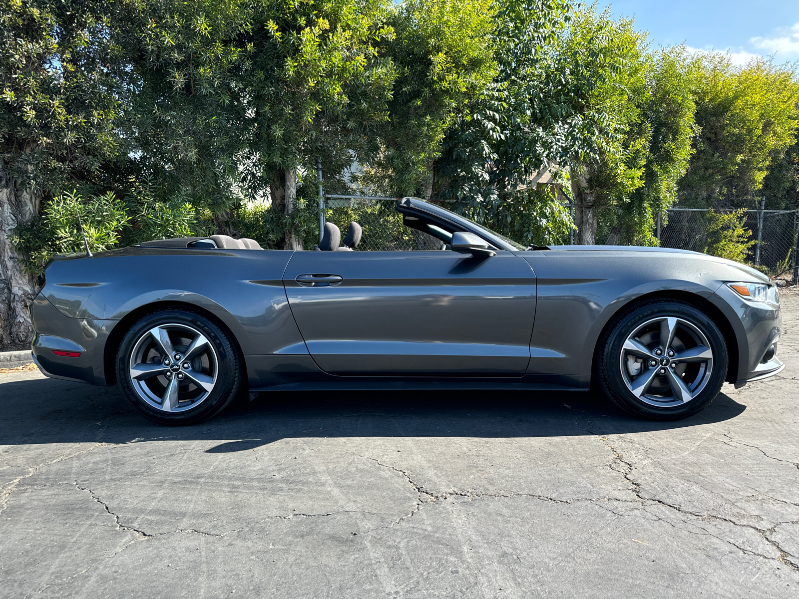 2015 Ford Mustang V6 7