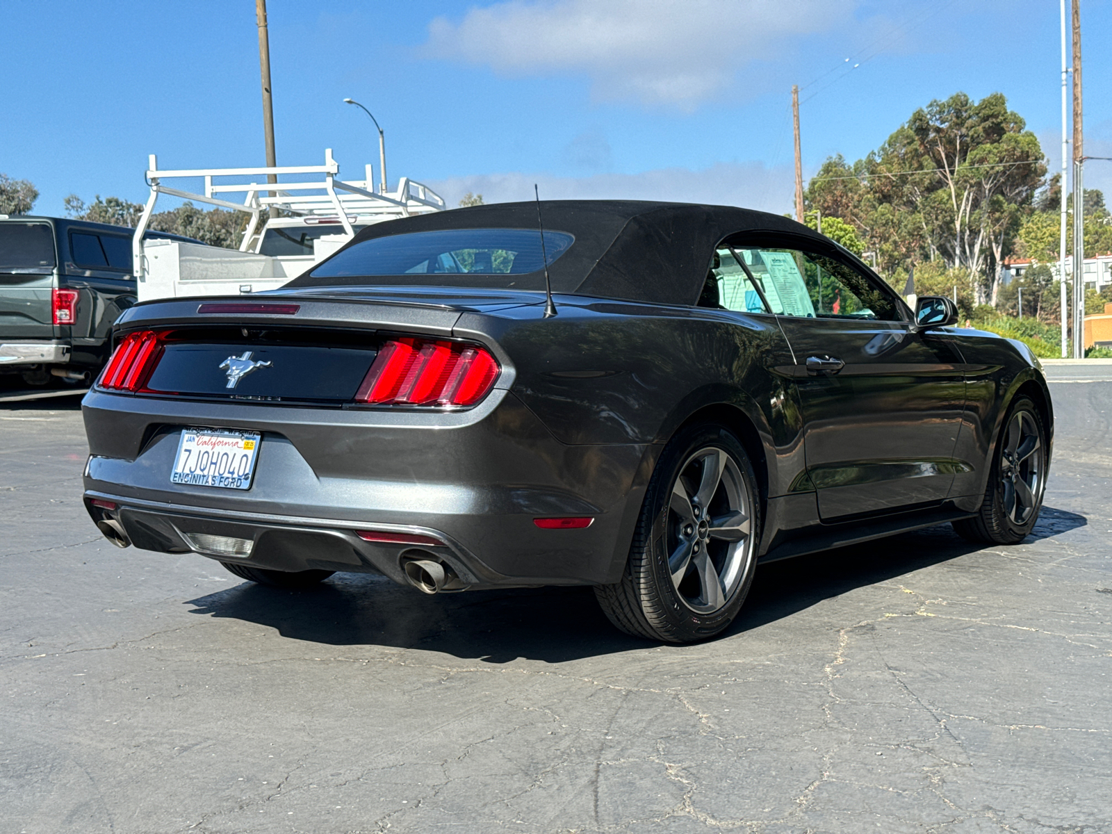 2015 Ford Mustang V6 11