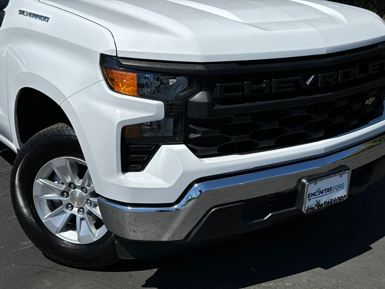 2023 Chevrolet Silverado 1500 Work Truck 3