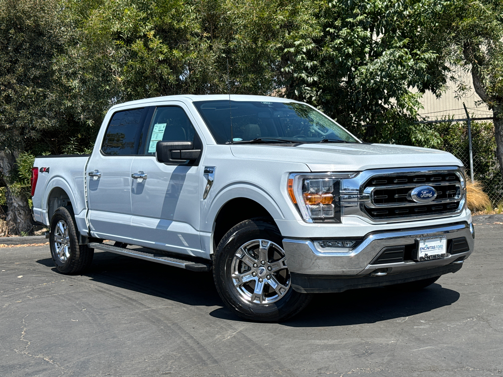 2021 Ford F-150 XLT 2