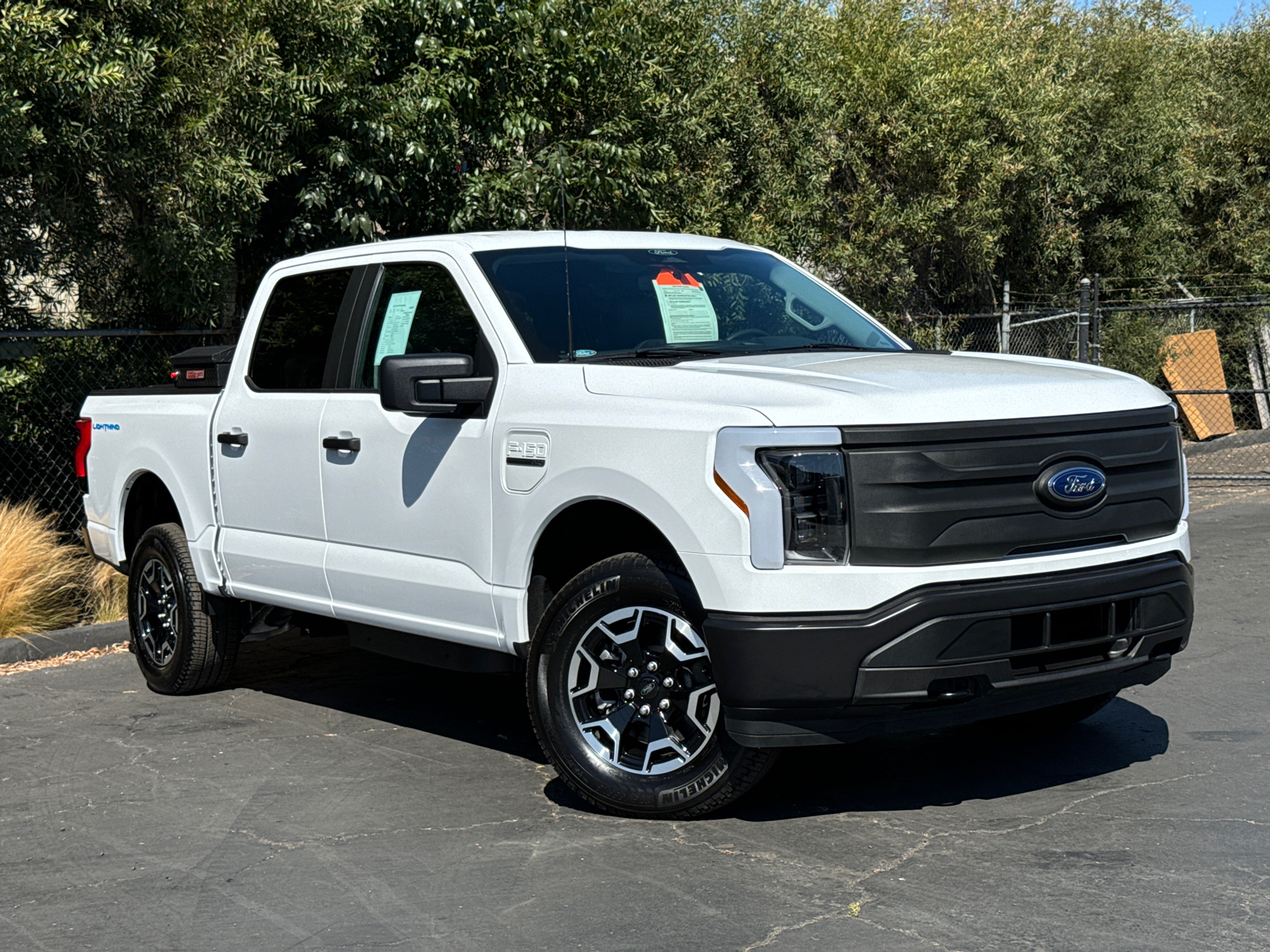 2022 Ford F-150 Lightning Pro 2