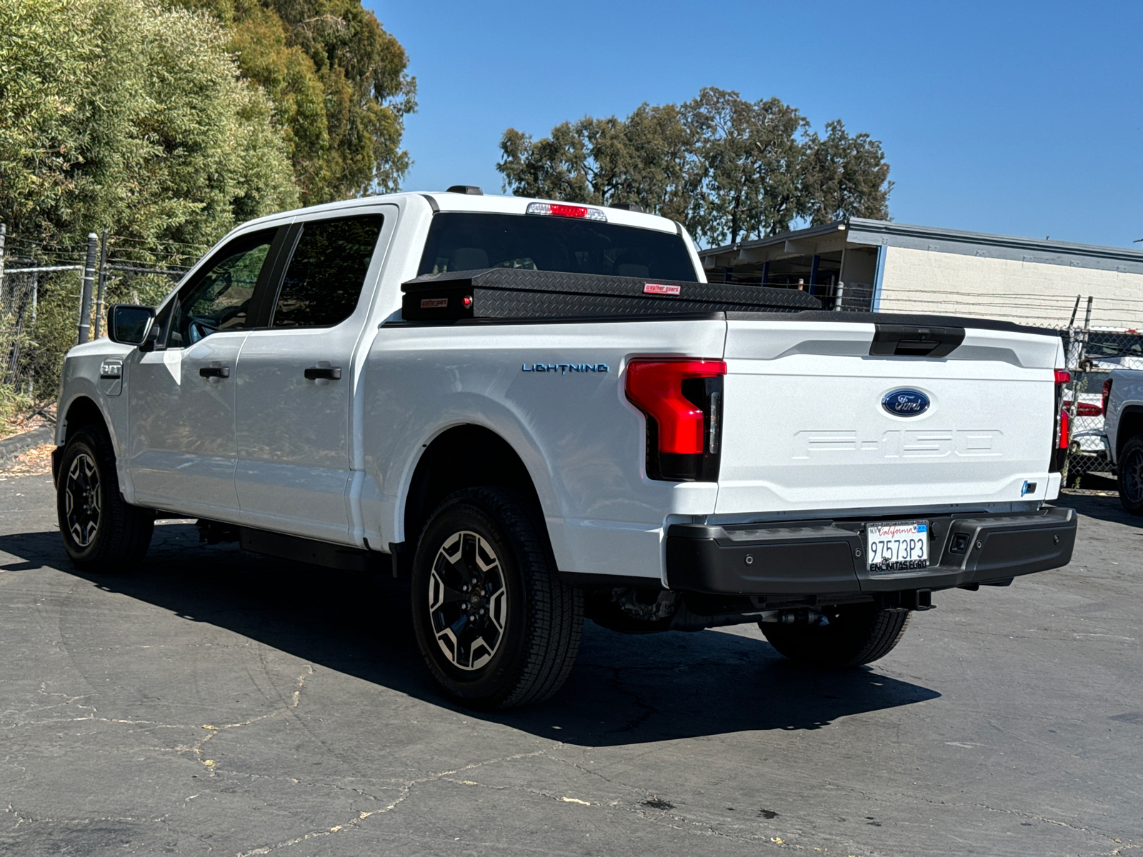 2022 Ford F-150 Lightning Pro 9