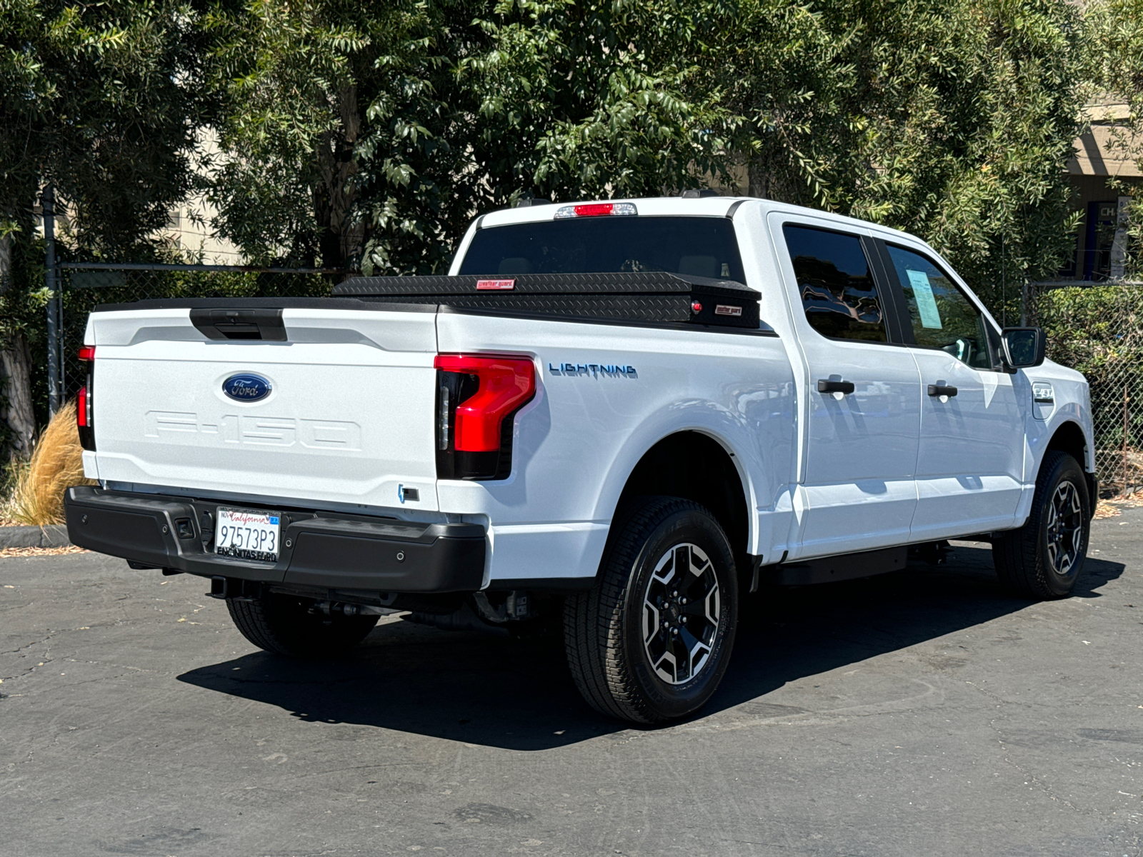 2022 Ford F-150 Lightning Pro 11