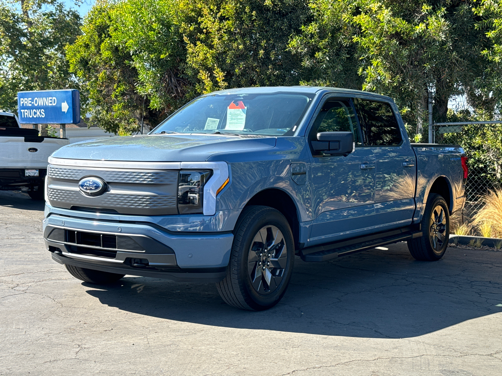 2023 Ford F-150 Lightning XLT 6