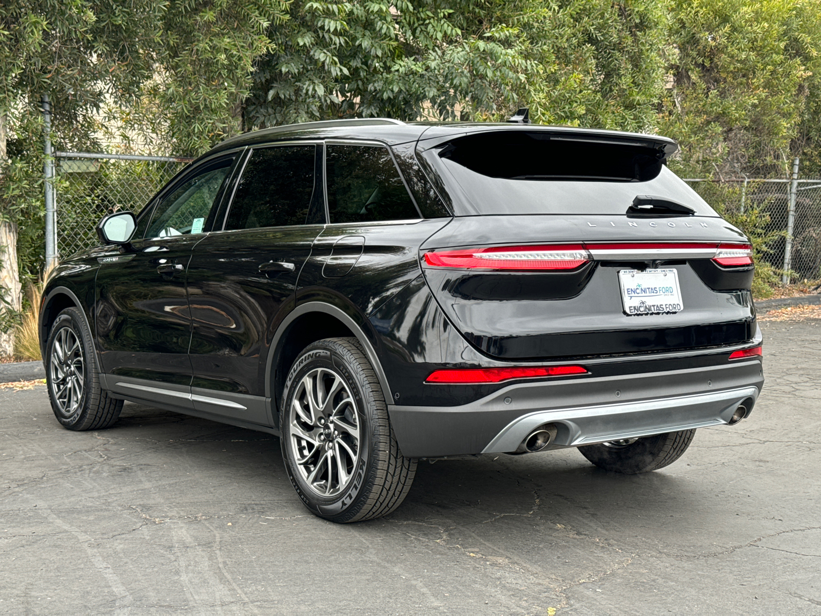 2020 Lincoln Corsair Standard 9