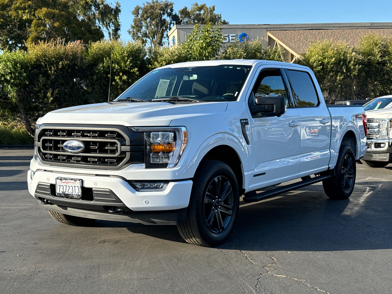 2023 Ford F-150 XLT 4