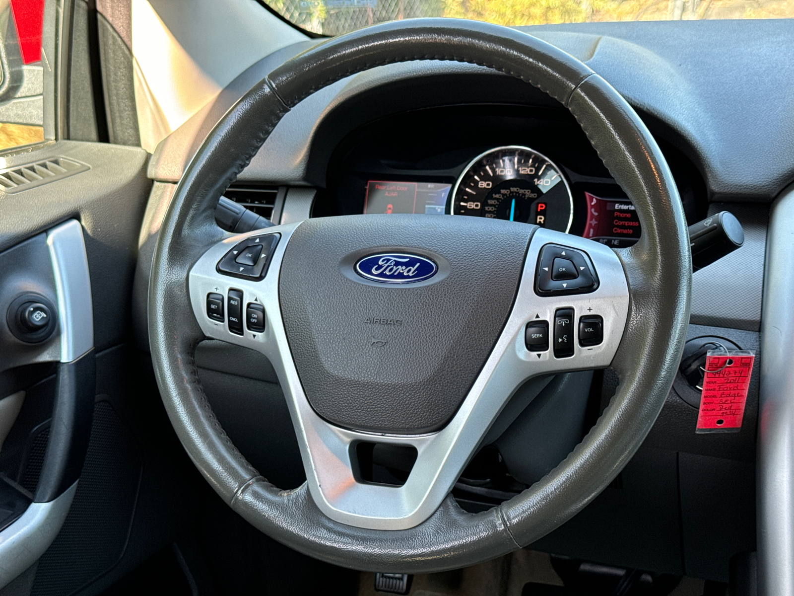 2011 Ford Edge SEL 24