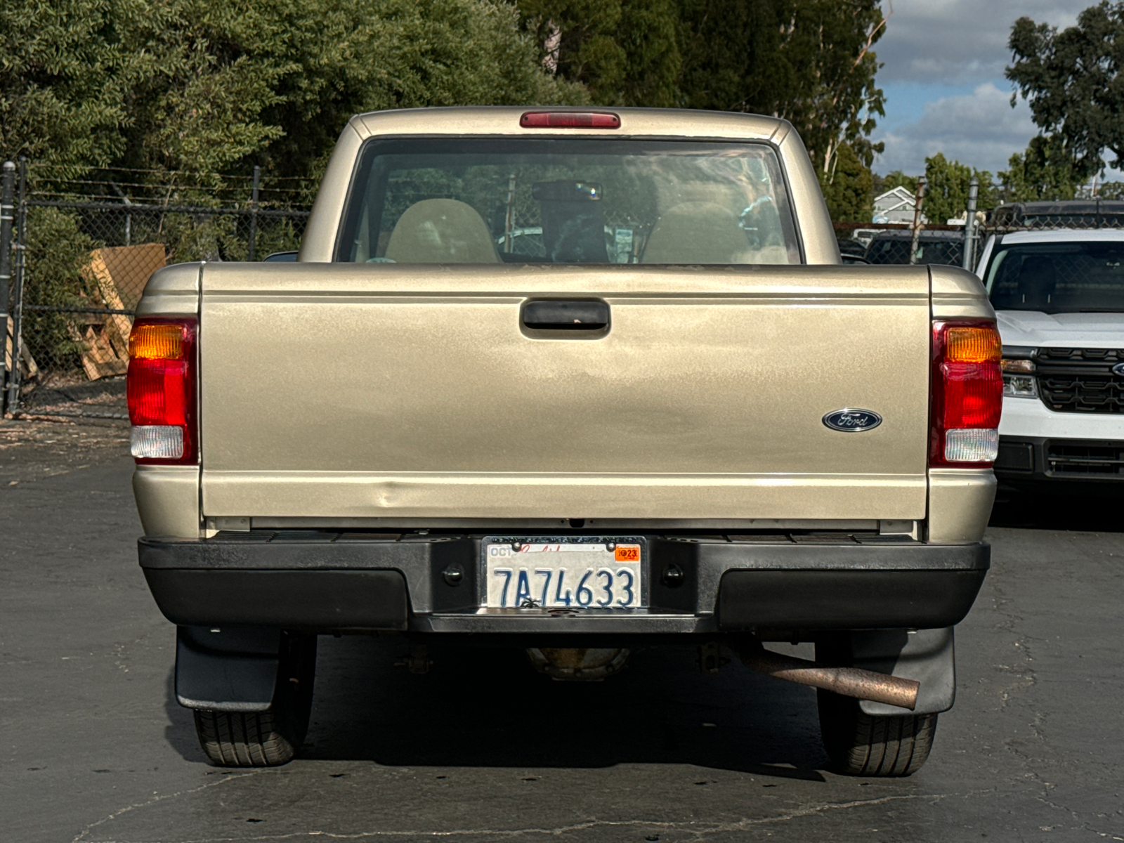 2002 Ford Ranger XL 12