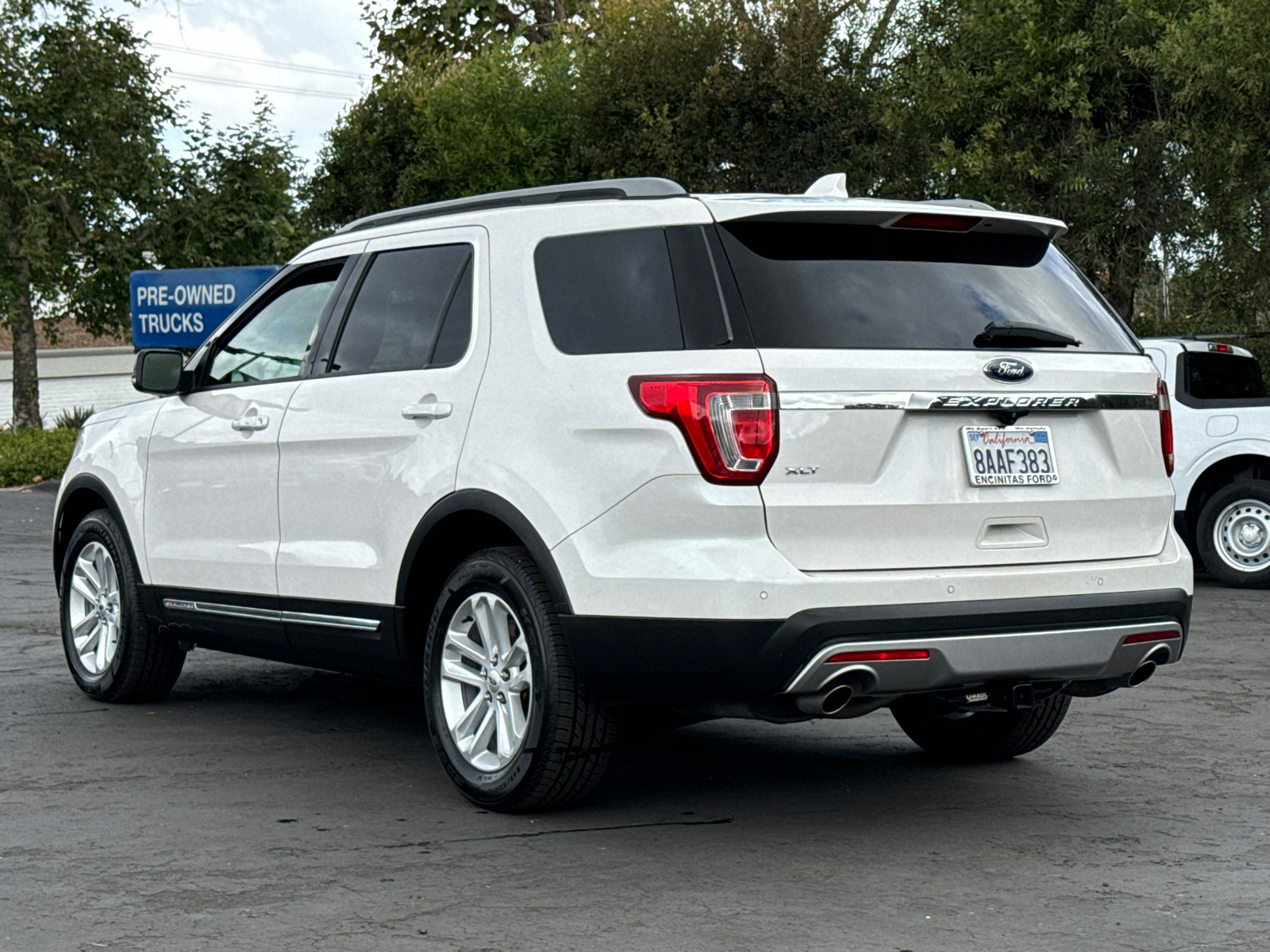 2017 Ford Explorer XLT 10