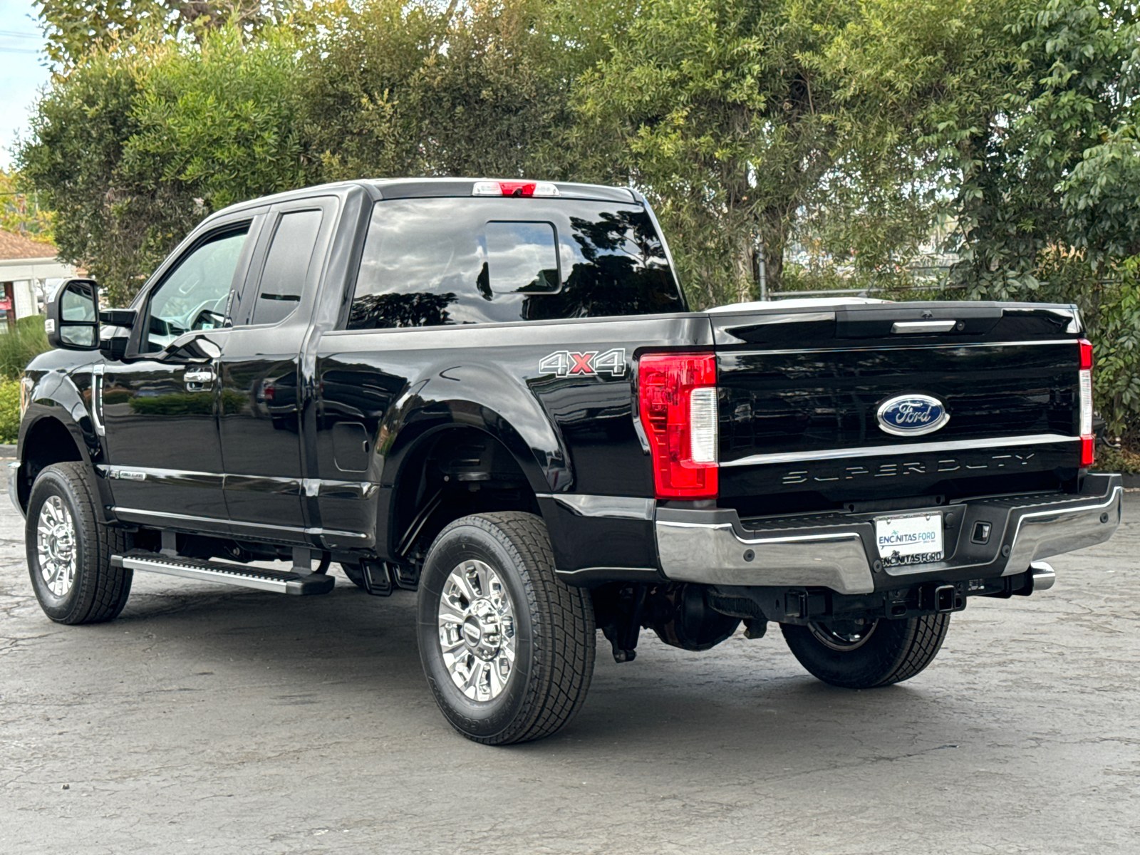 2017 Ford Super Duty F-250 SRW Lariat 11