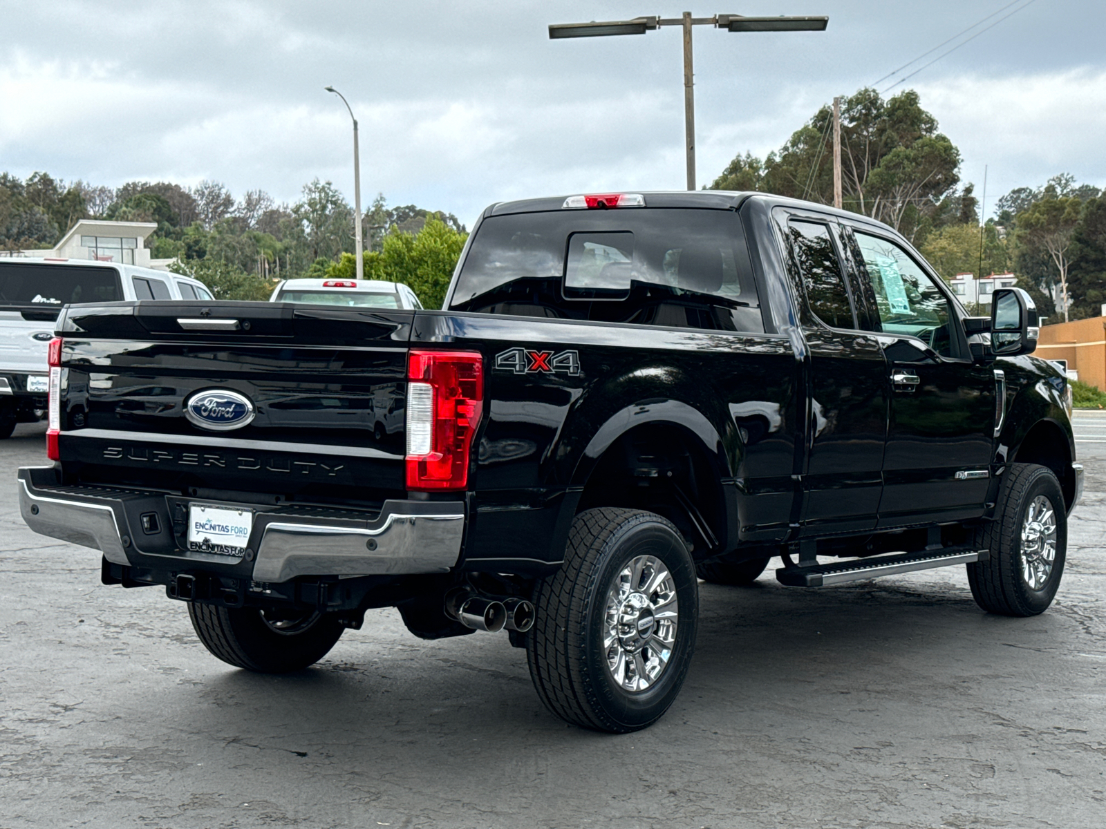 2017 Ford Super Duty F-250 SRW Lariat 13