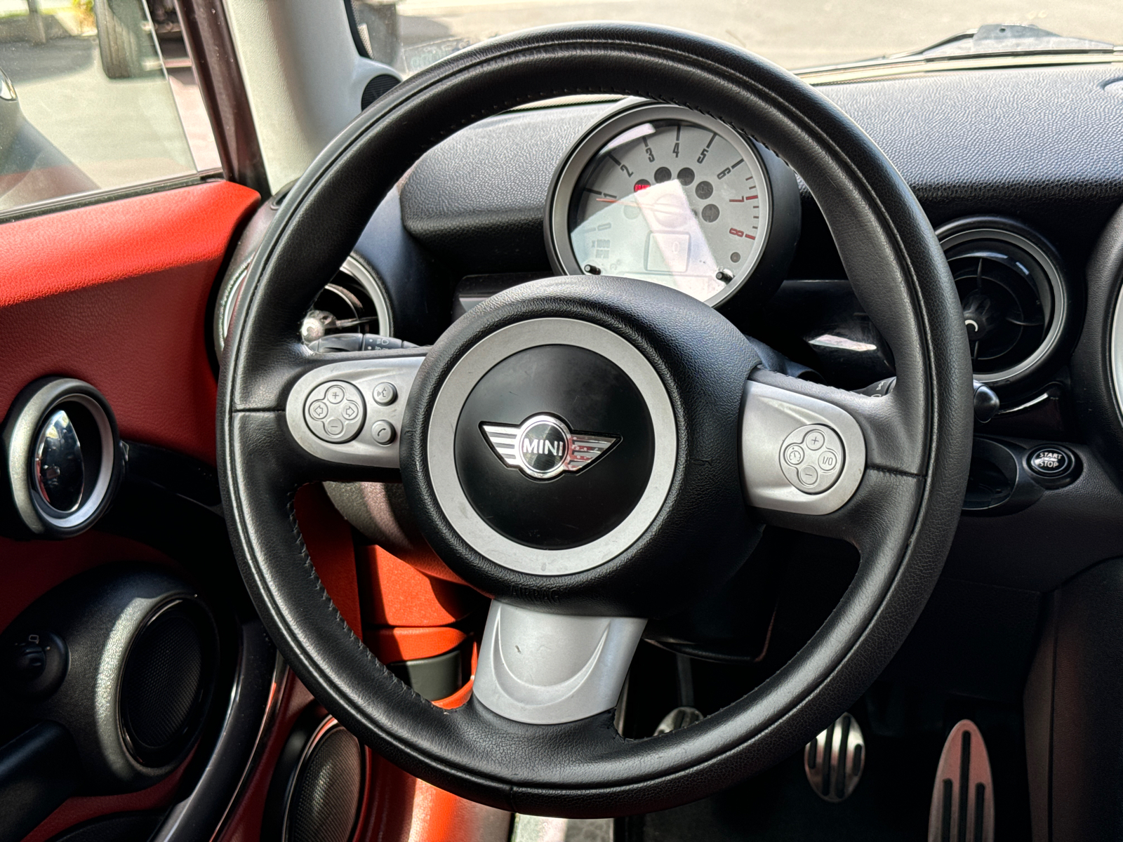 2009 MINI Cooper Hardtop S 23