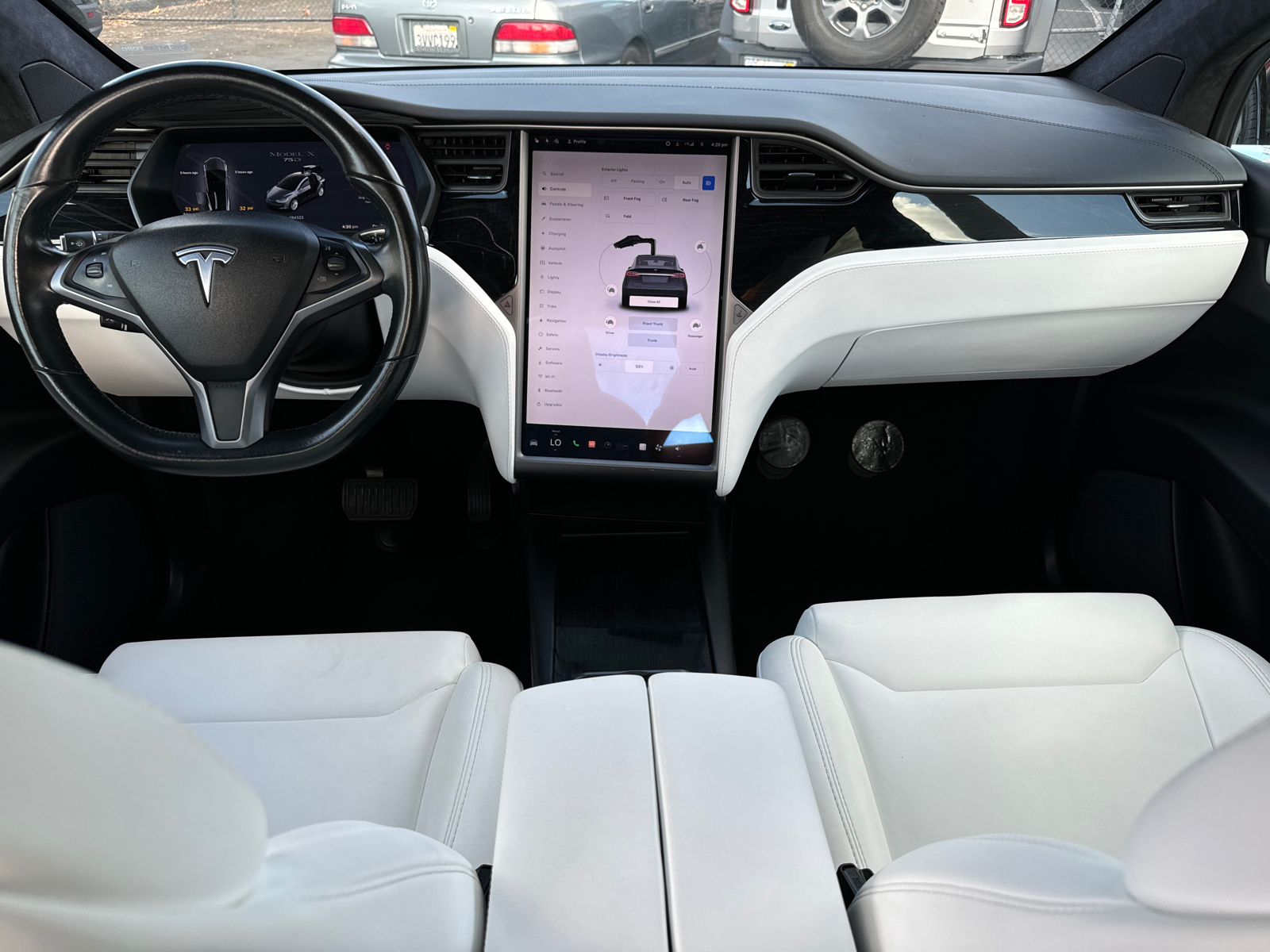 2018 Tesla Model X 75D 23