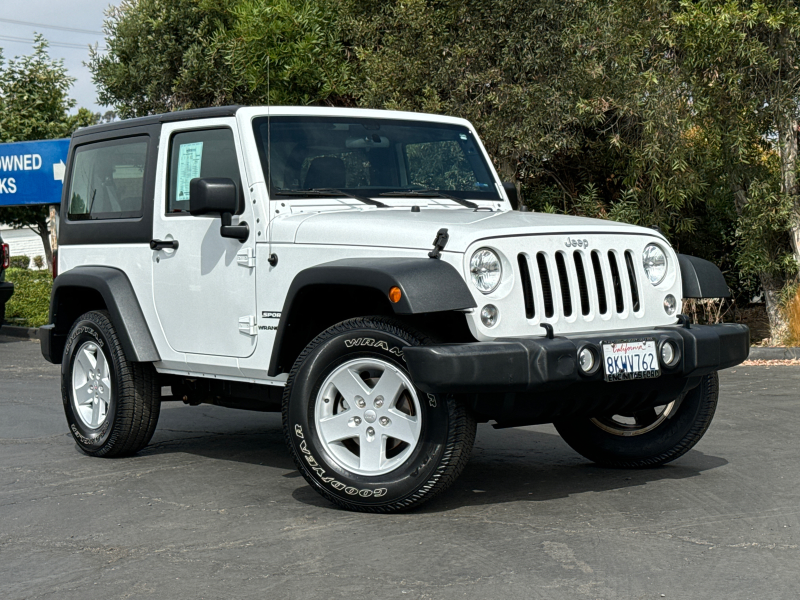 2017 Jeep Wrangler Sport 2