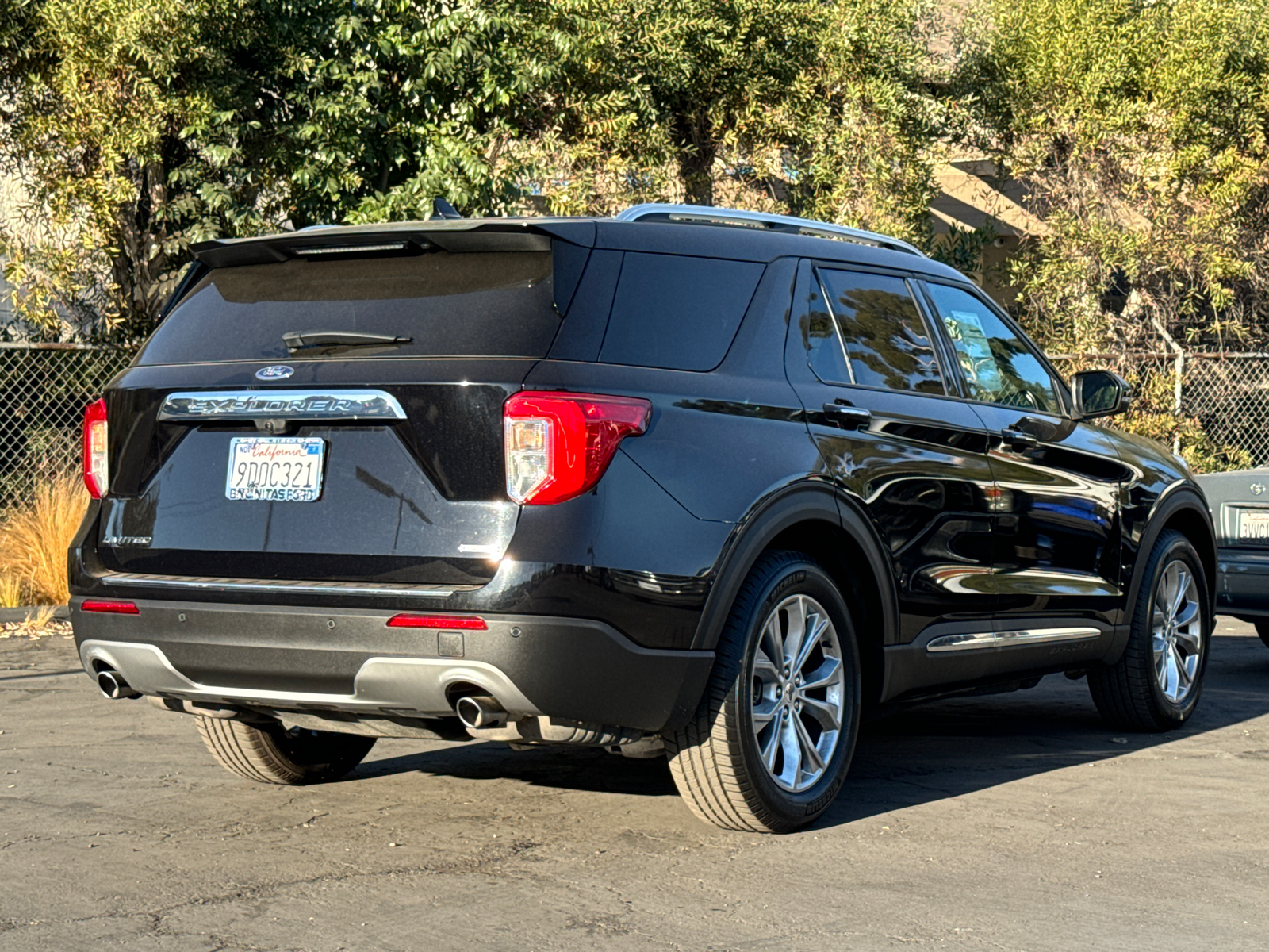 2020 Ford Explorer Limited 13