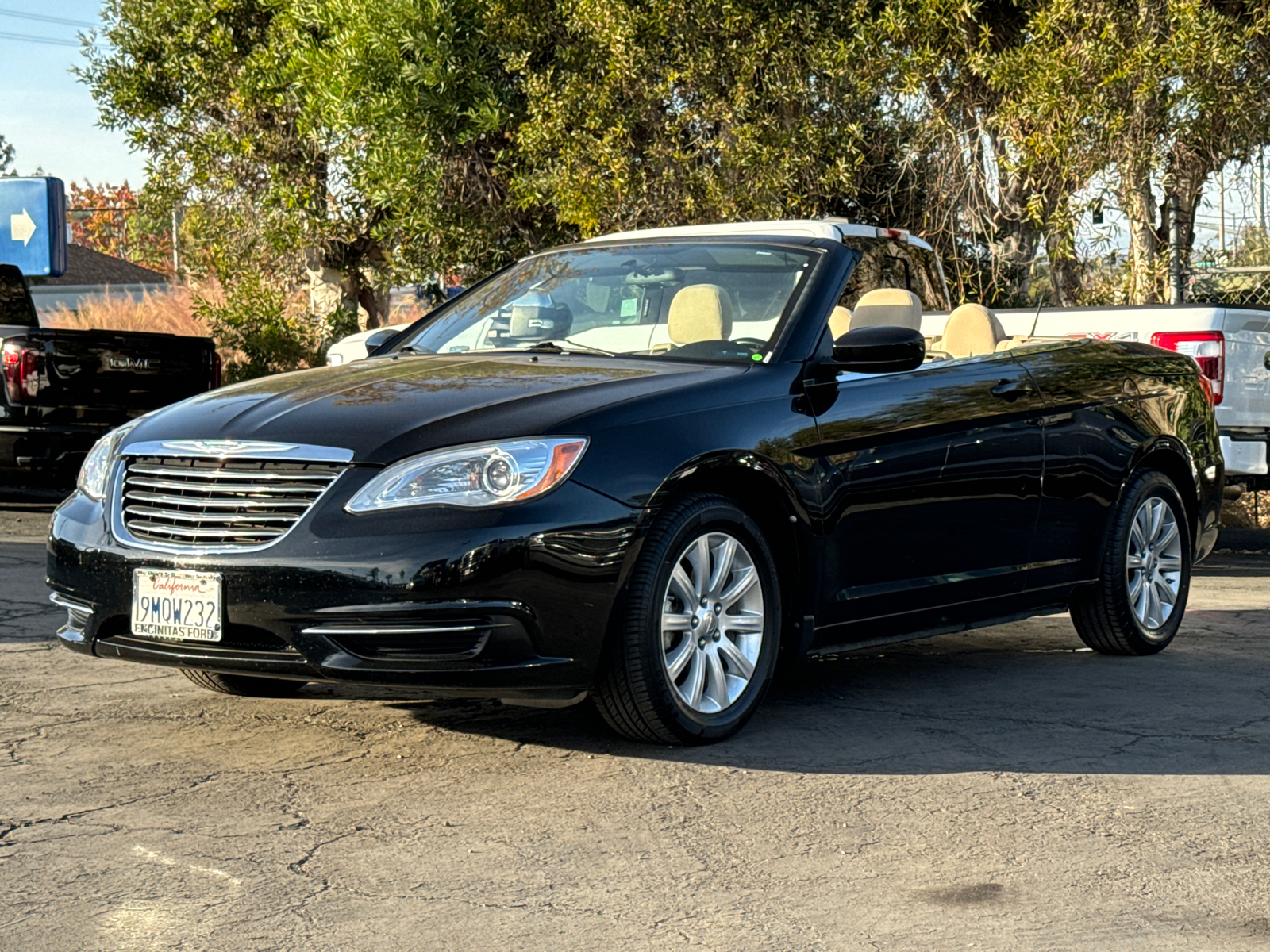 2011 Chrysler 200 Touring 4