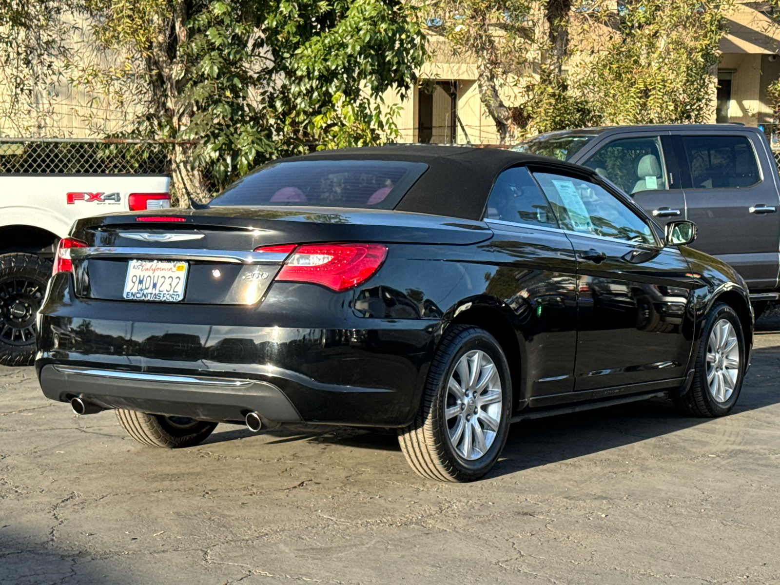 2011 Chrysler 200 Touring 14