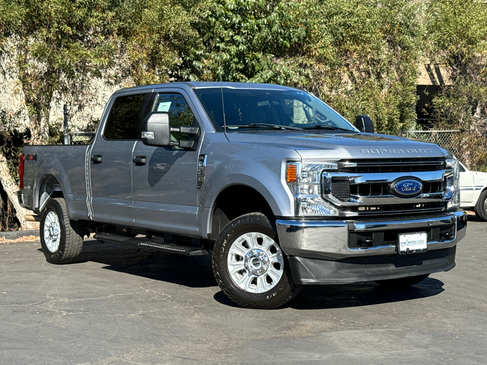 2022 Ford Super Duty F-250 SRW XLT 2