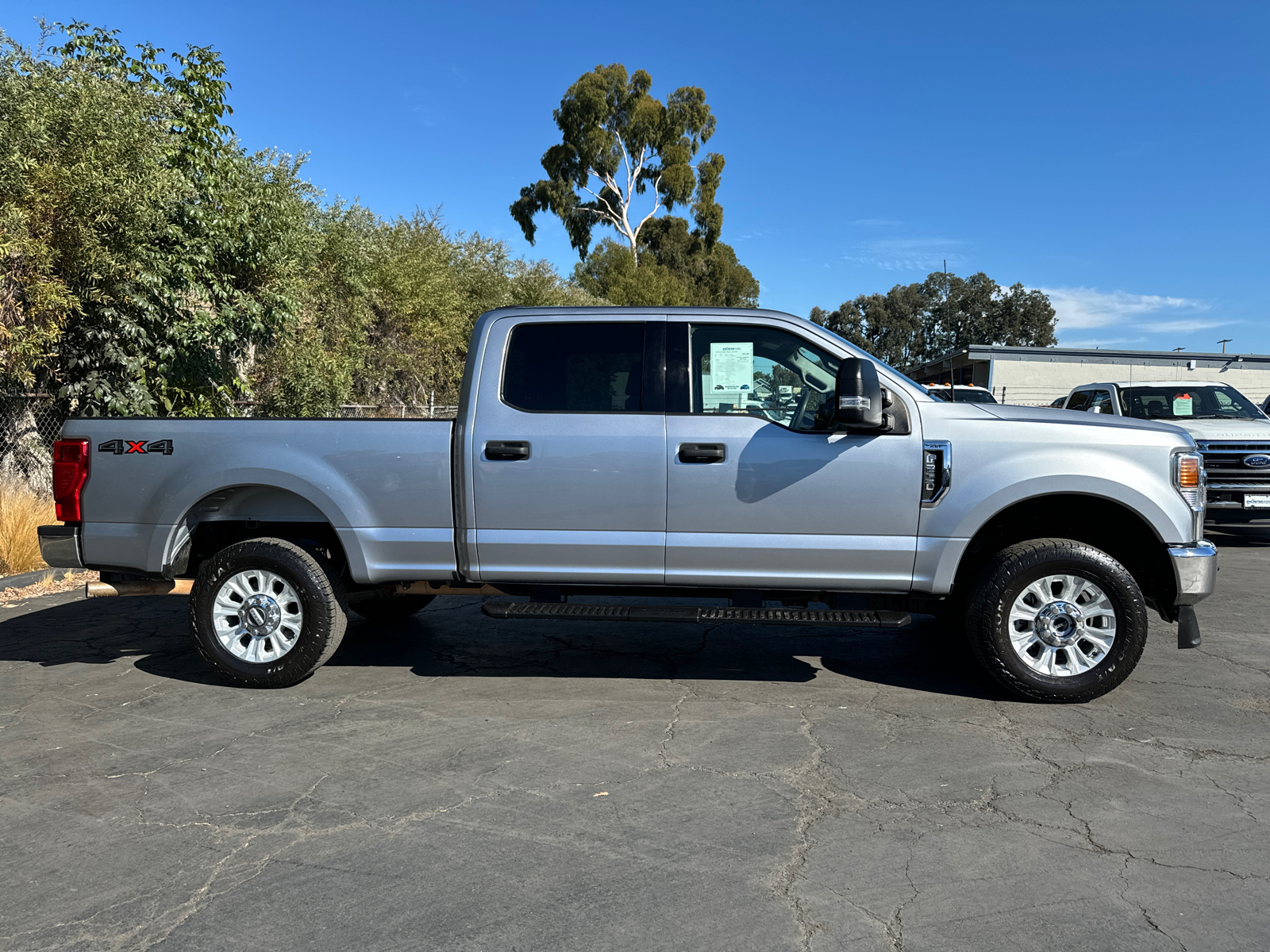 2022 Ford Super Duty F-250 SRW XLT 7