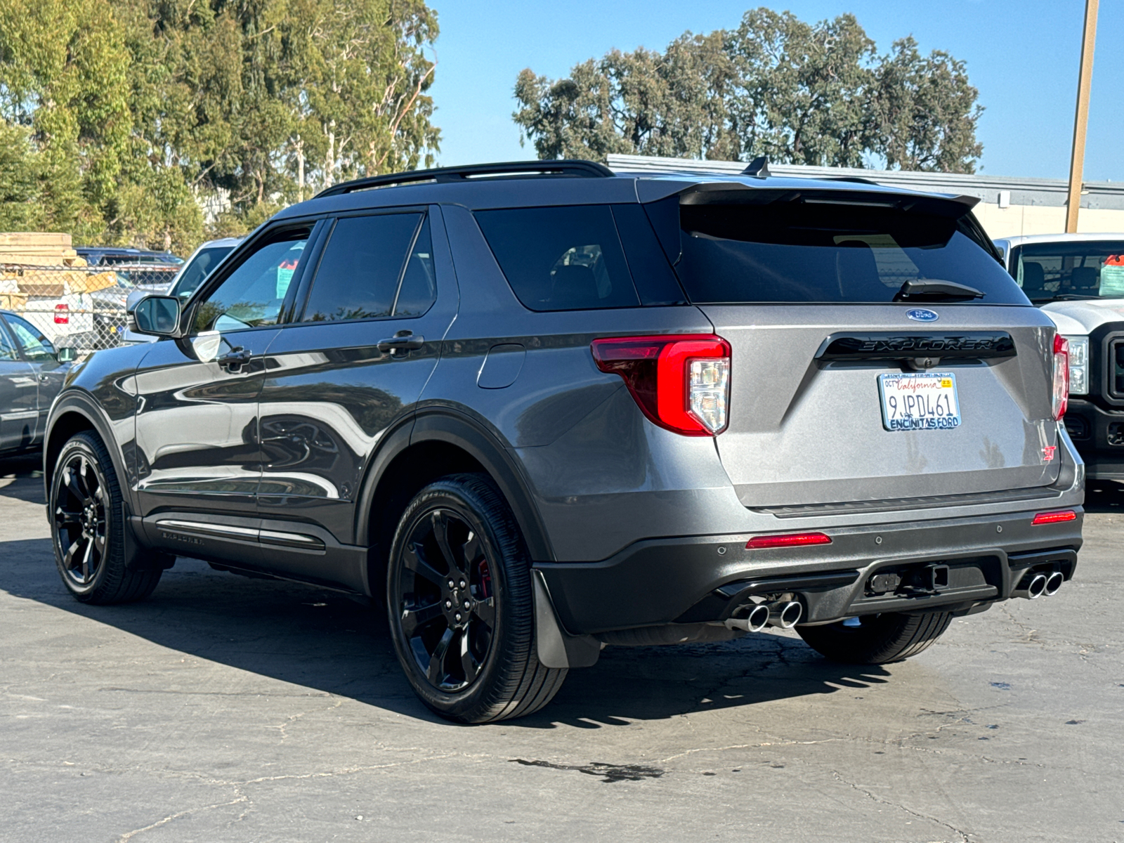 2023 Ford Explorer ST 11