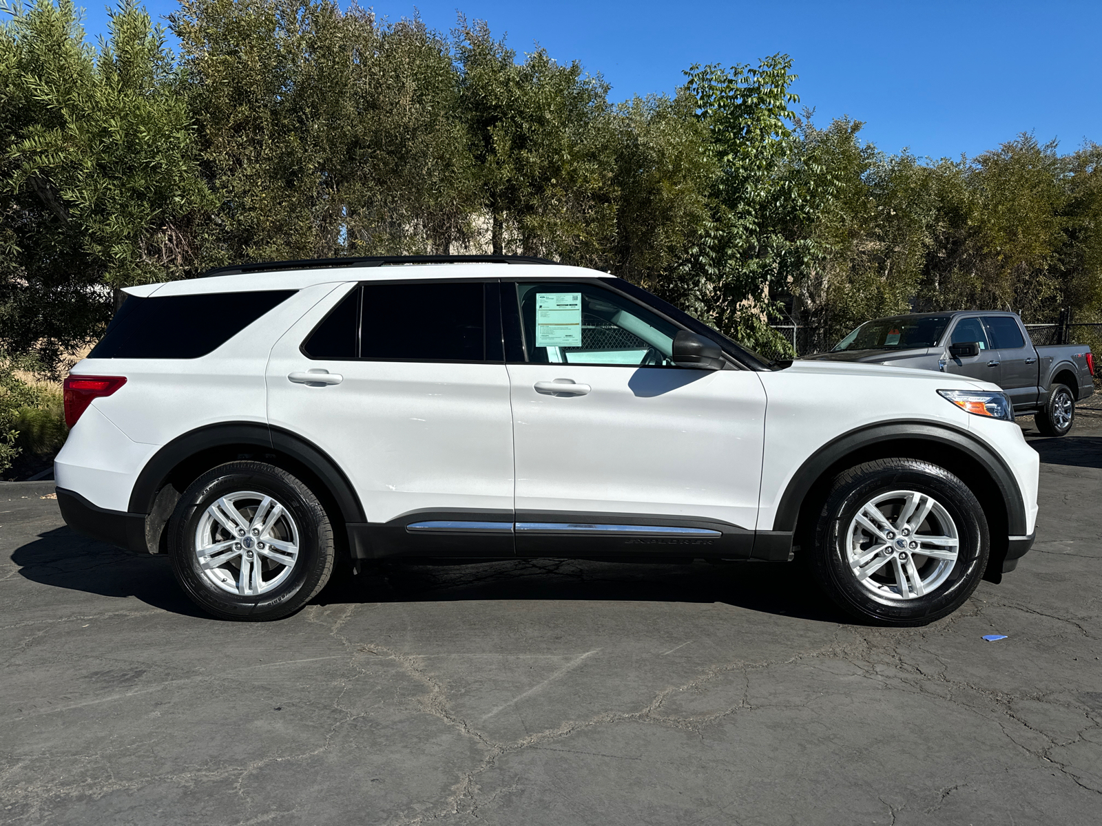 2021 Ford Explorer XLT 7