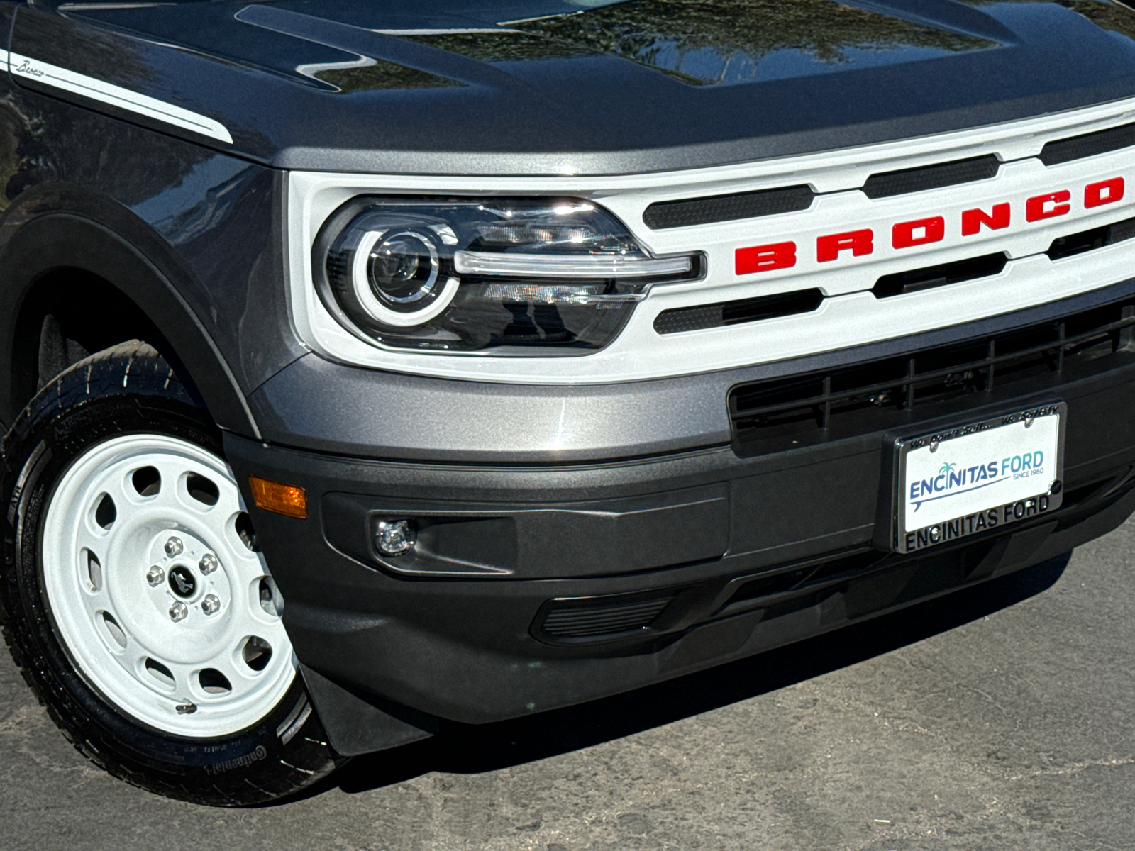 2024 Ford Bronco Sport Heritage 3