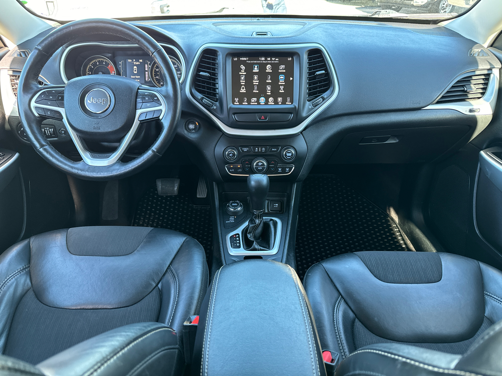 2018 Jeep Cherokee Latitude Plus 22