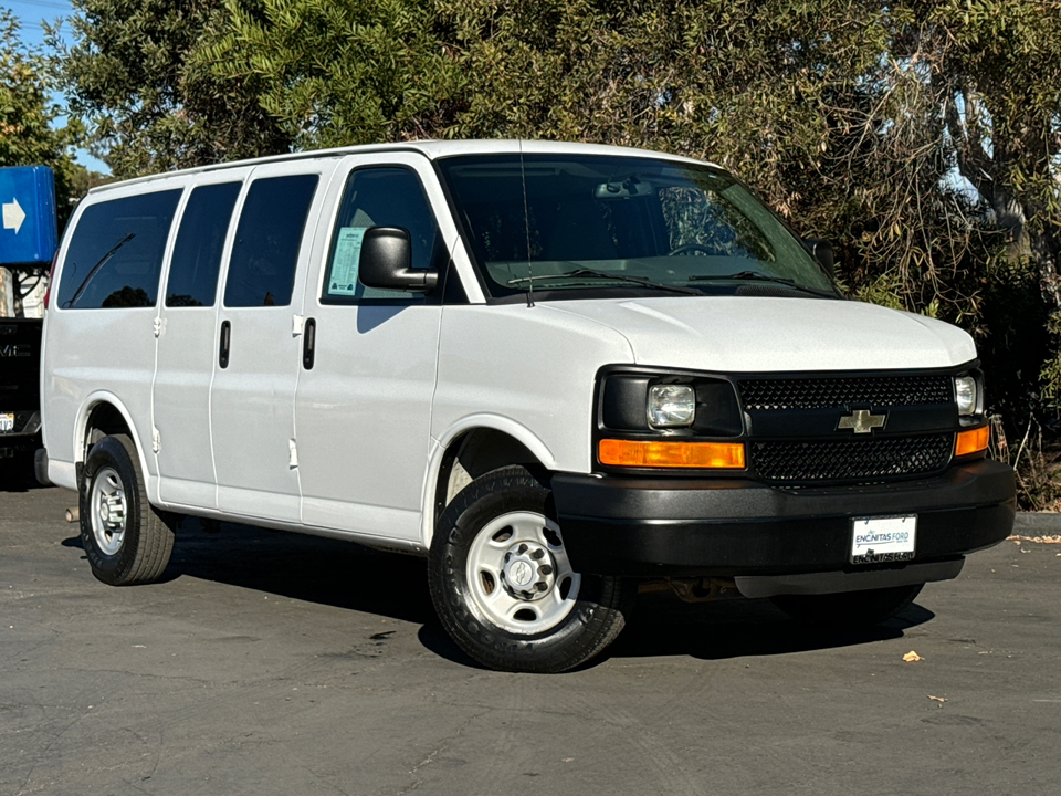 2014 Chevrolet Express Passenger LS 2