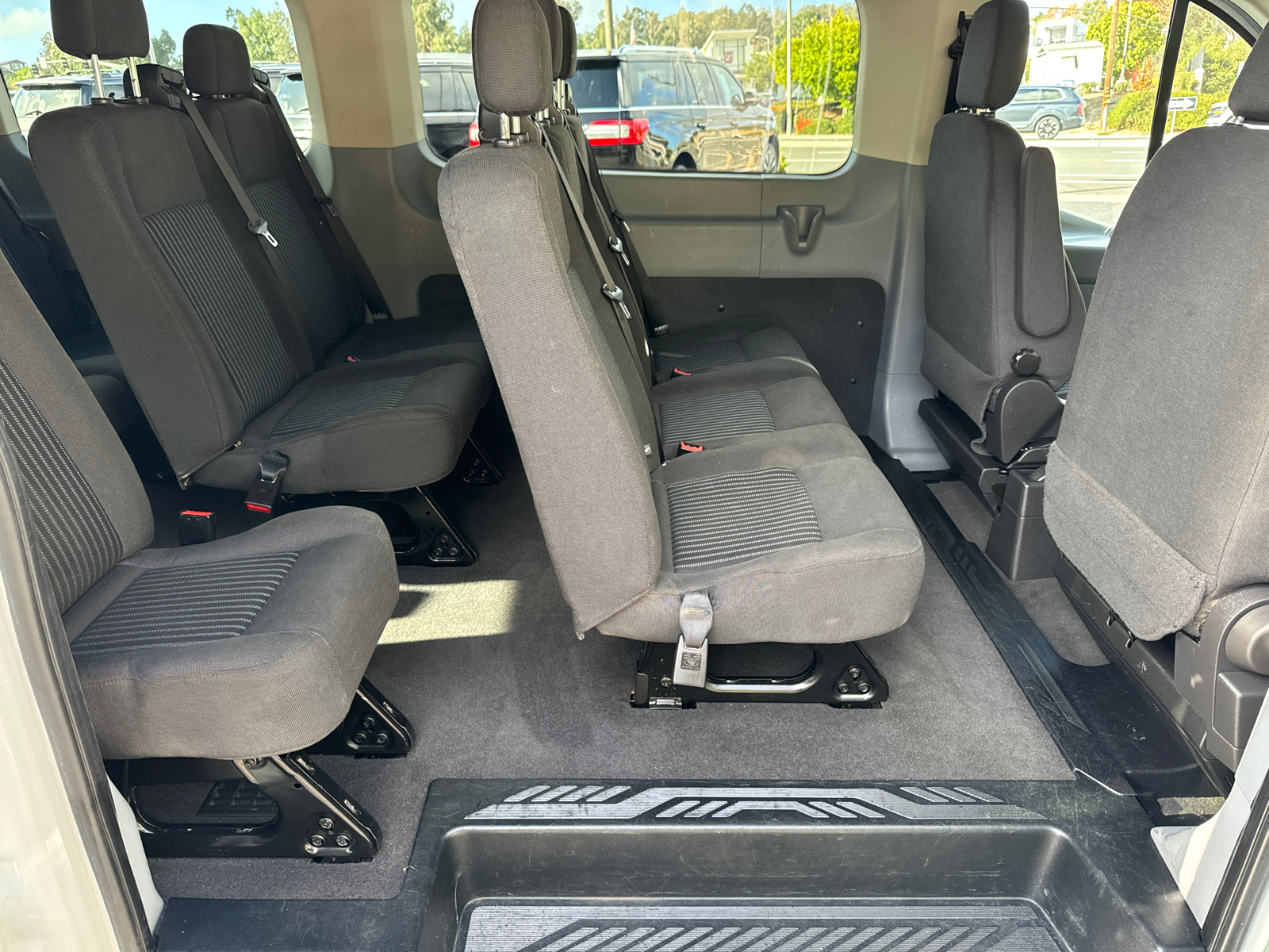 2016 Ford Transit Wagon XL 16