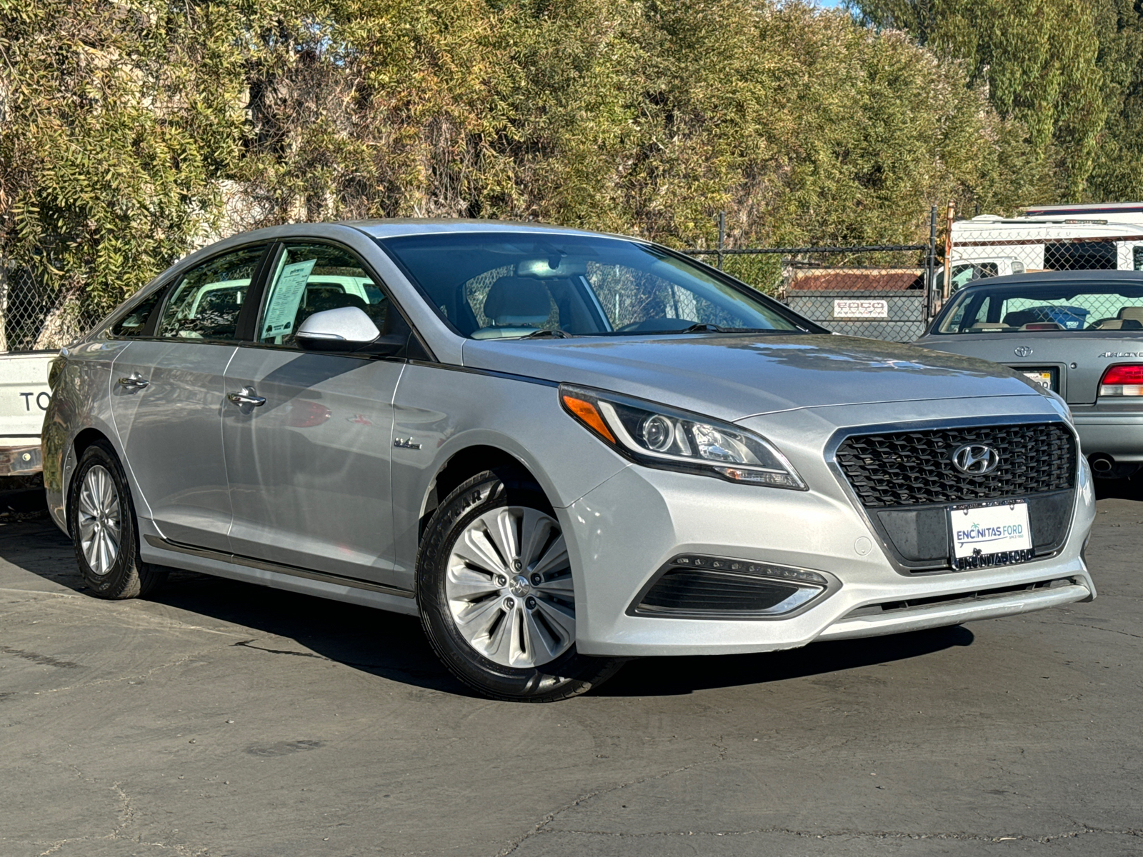 2016 Hyundai Sonata Hybrid SE 2