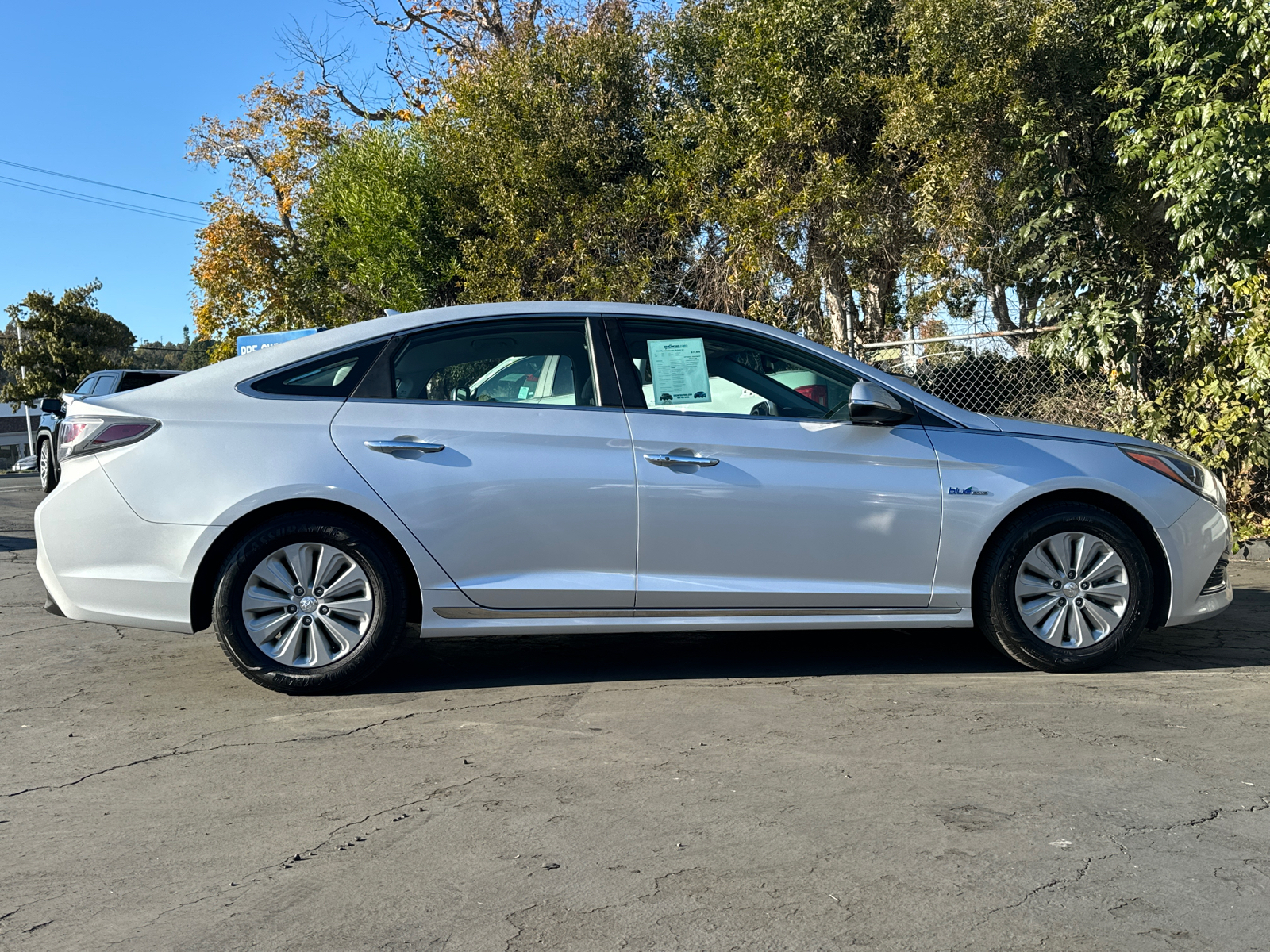 2016 Hyundai Sonata Hybrid SE 11