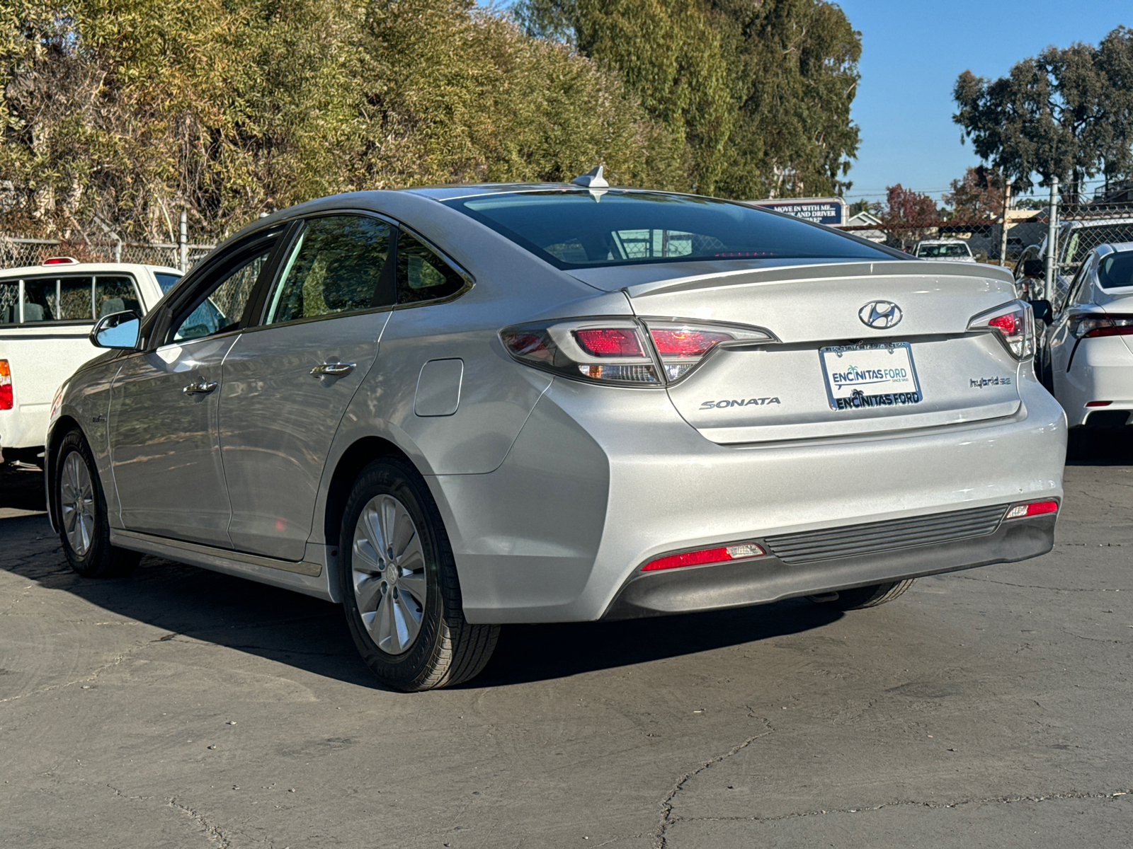 2016 Hyundai Sonata Hybrid SE 14