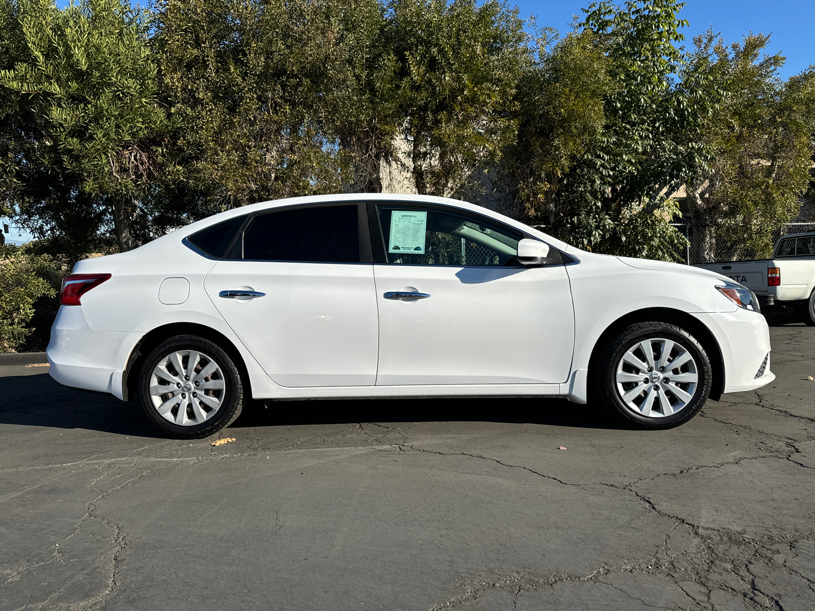 2017 Nissan Sentra SV 5