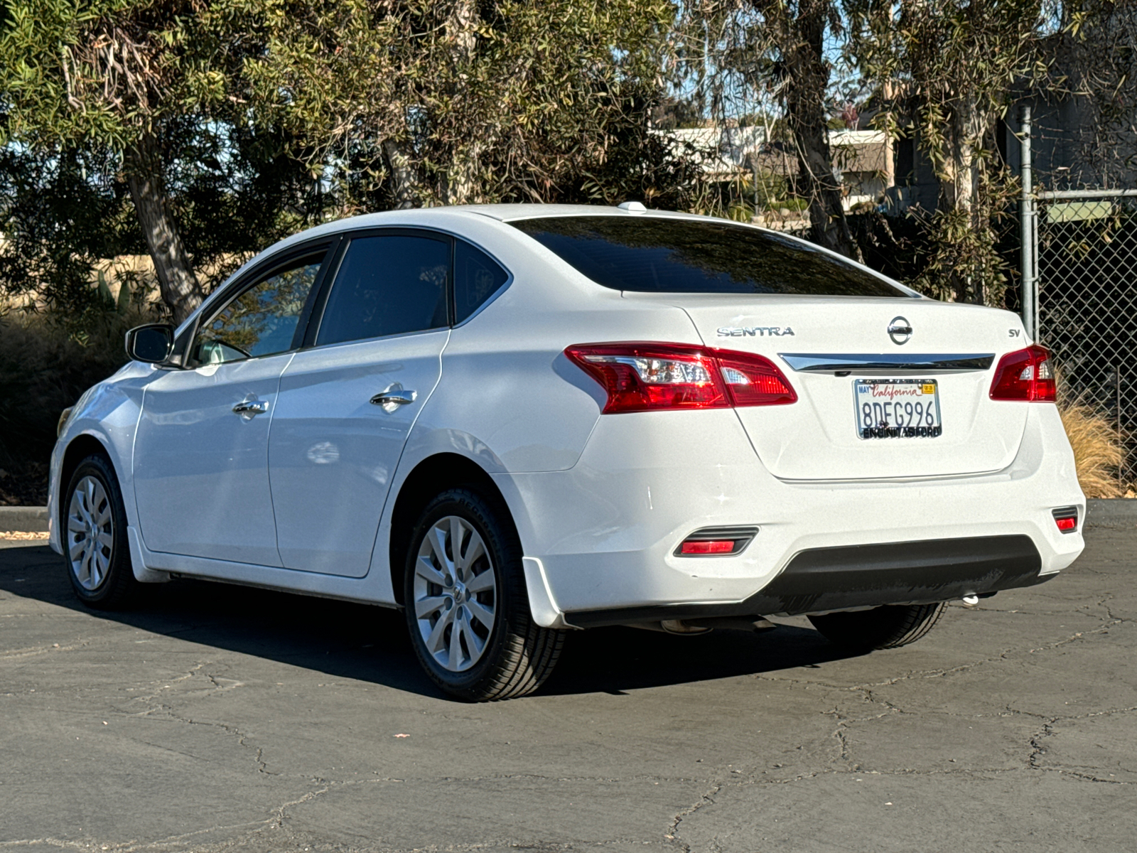 2017 Nissan Sentra SV 10