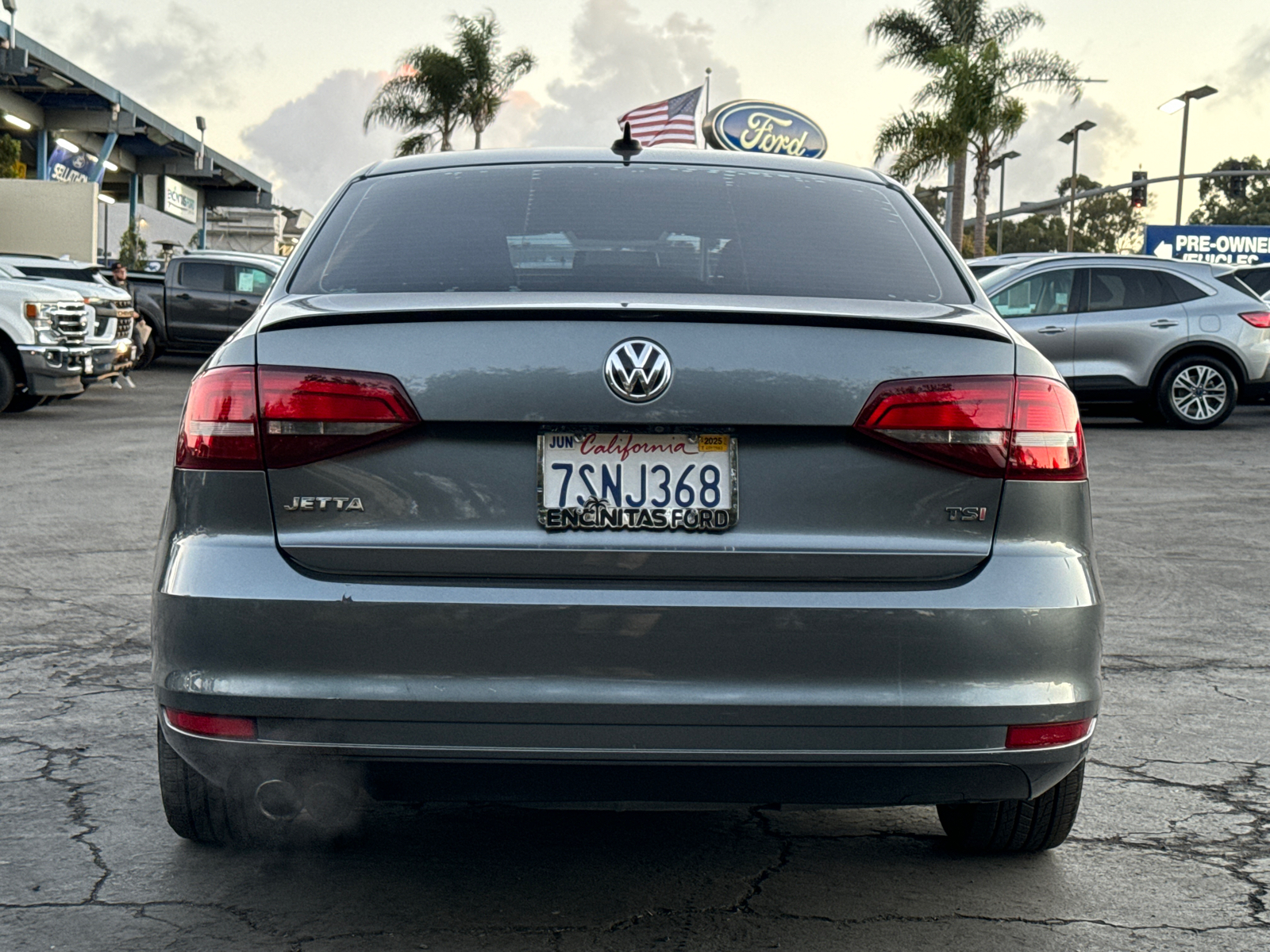 2016 Volkswagen Jetta Sedan 1.8T Sport 9