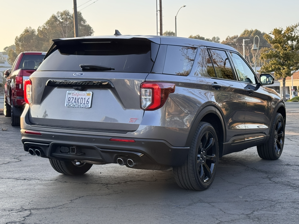 2021 Ford Explorer ST 8