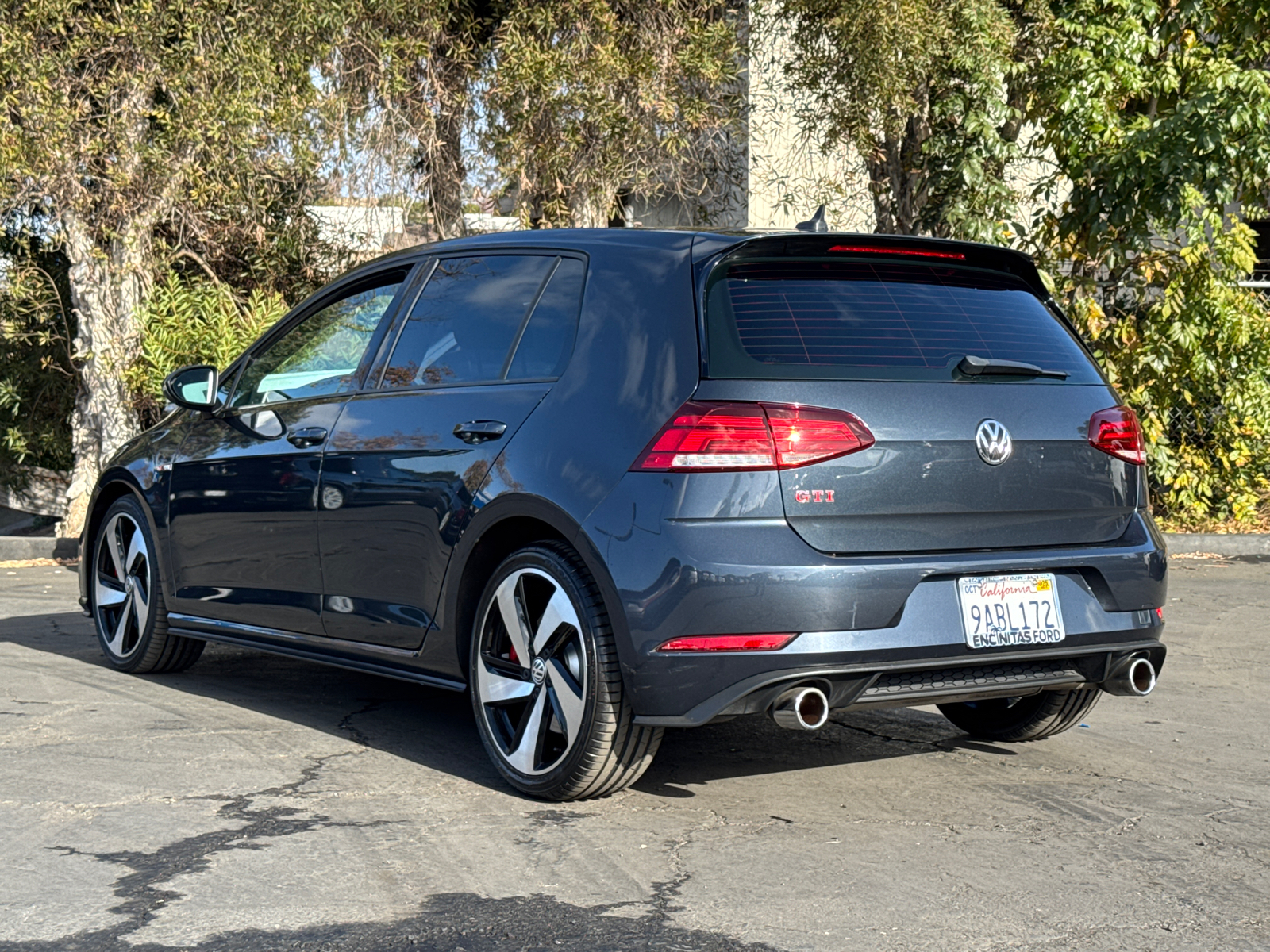 2020 Volkswagen Golf GTI 2.0T SE 11