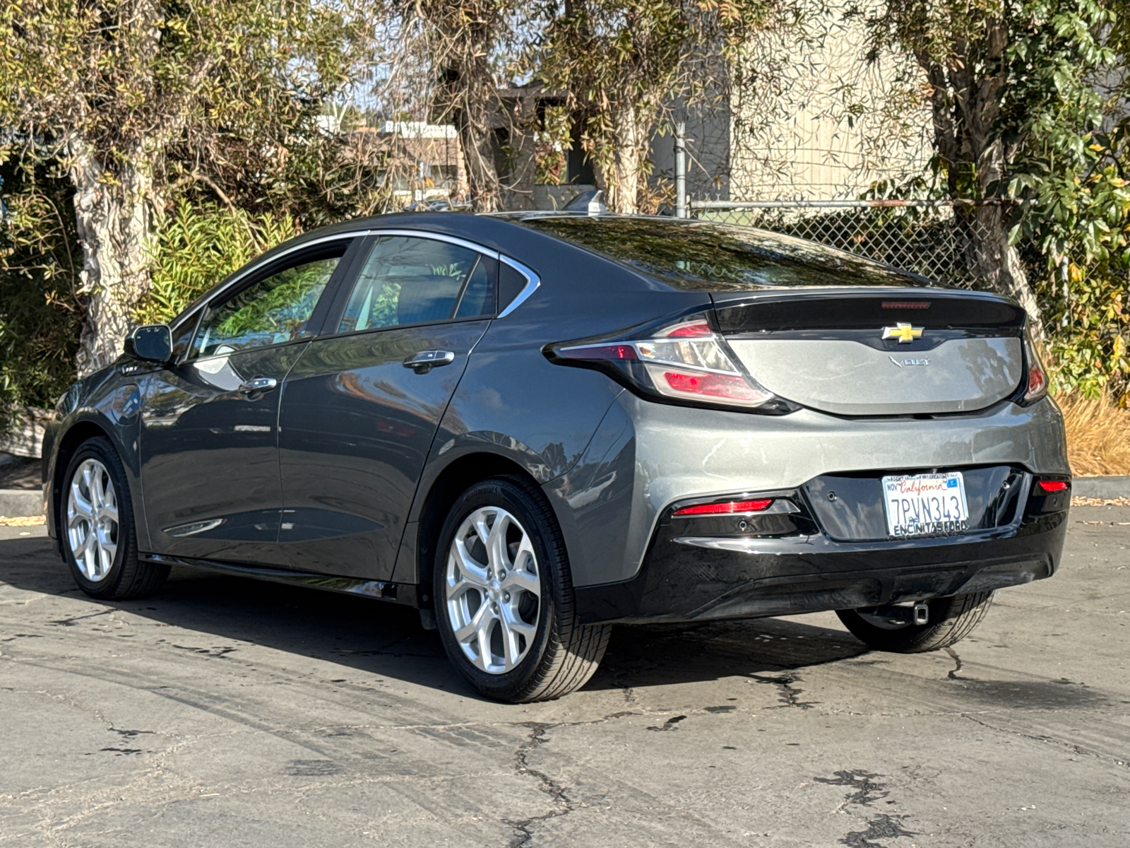 2016 Chevrolet Volt Premier 12