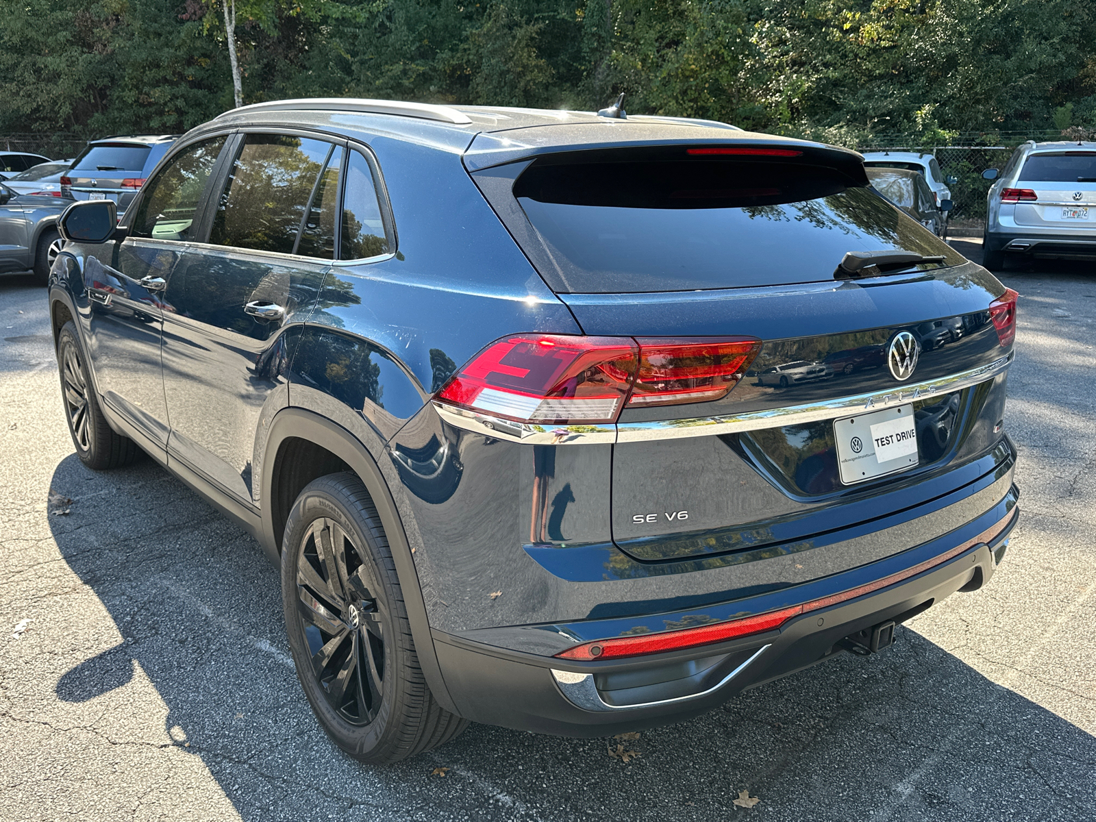 2022 Volkswagen Atlas Cross Sport 3.6L V6 SE w/Technology 5