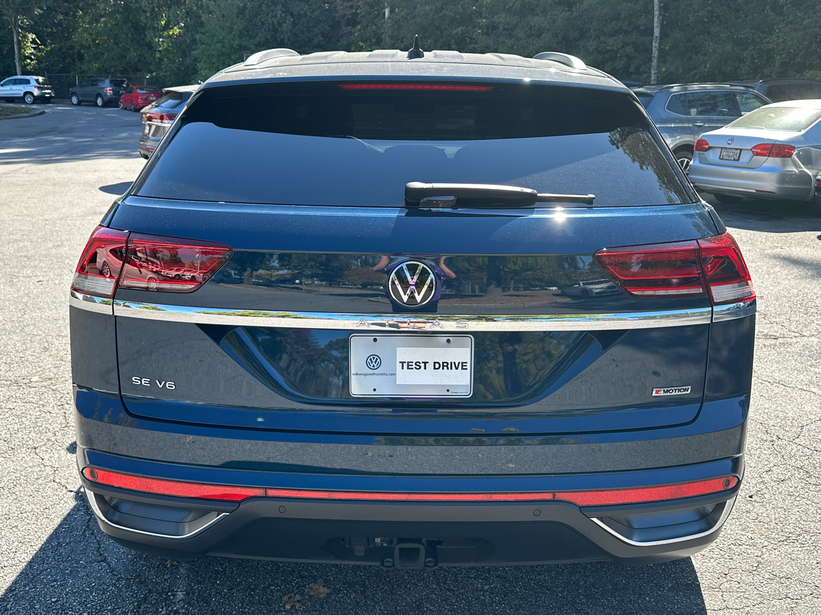 2022 Volkswagen Atlas Cross Sport 3.6L V6 SE w/Technology 6