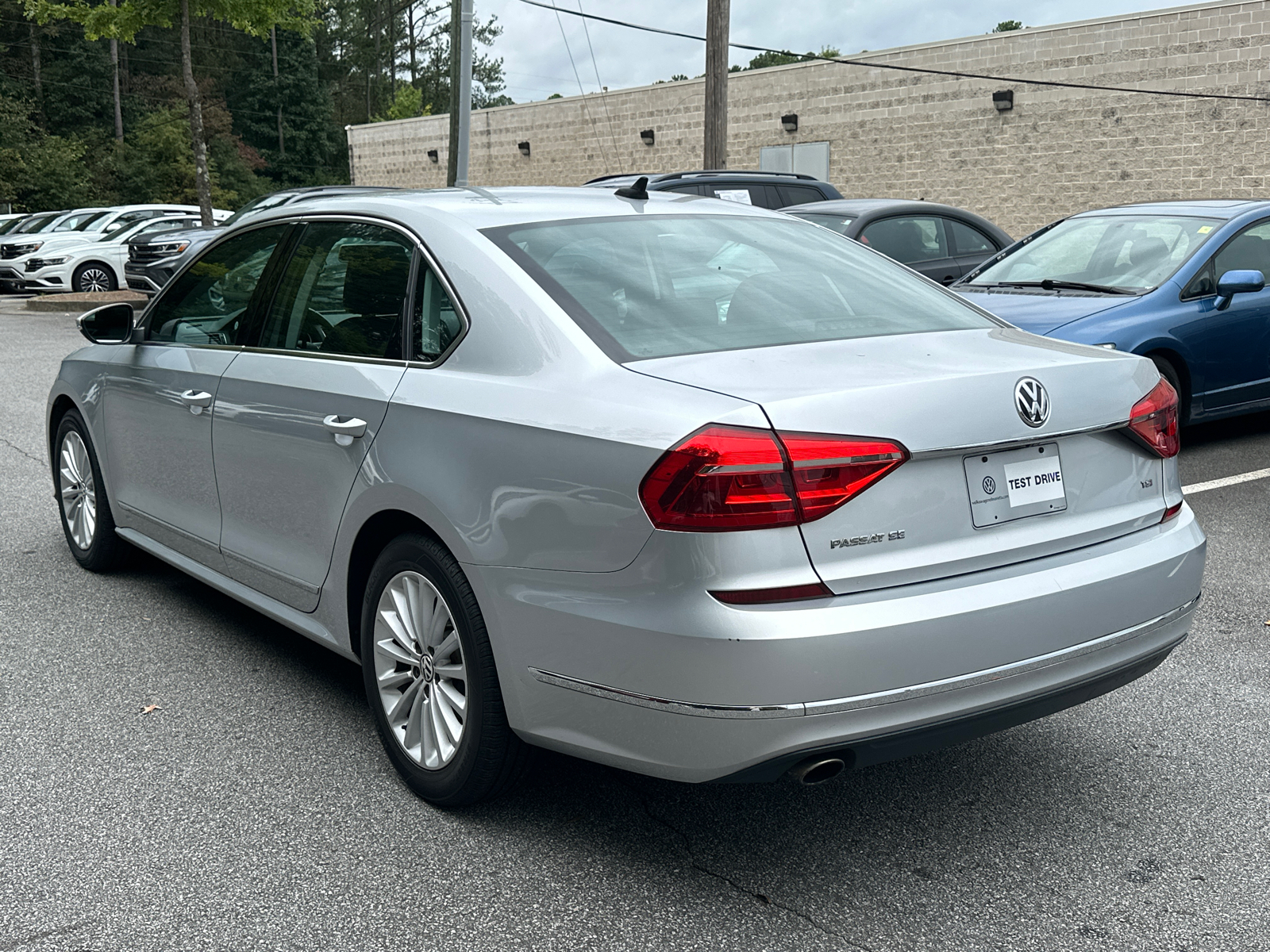 2016 Volkswagen Passat 1.8T SE 5