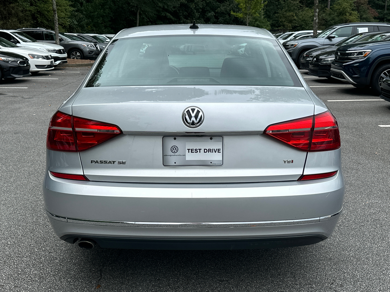 2016 Volkswagen Passat 1.8T SE 6