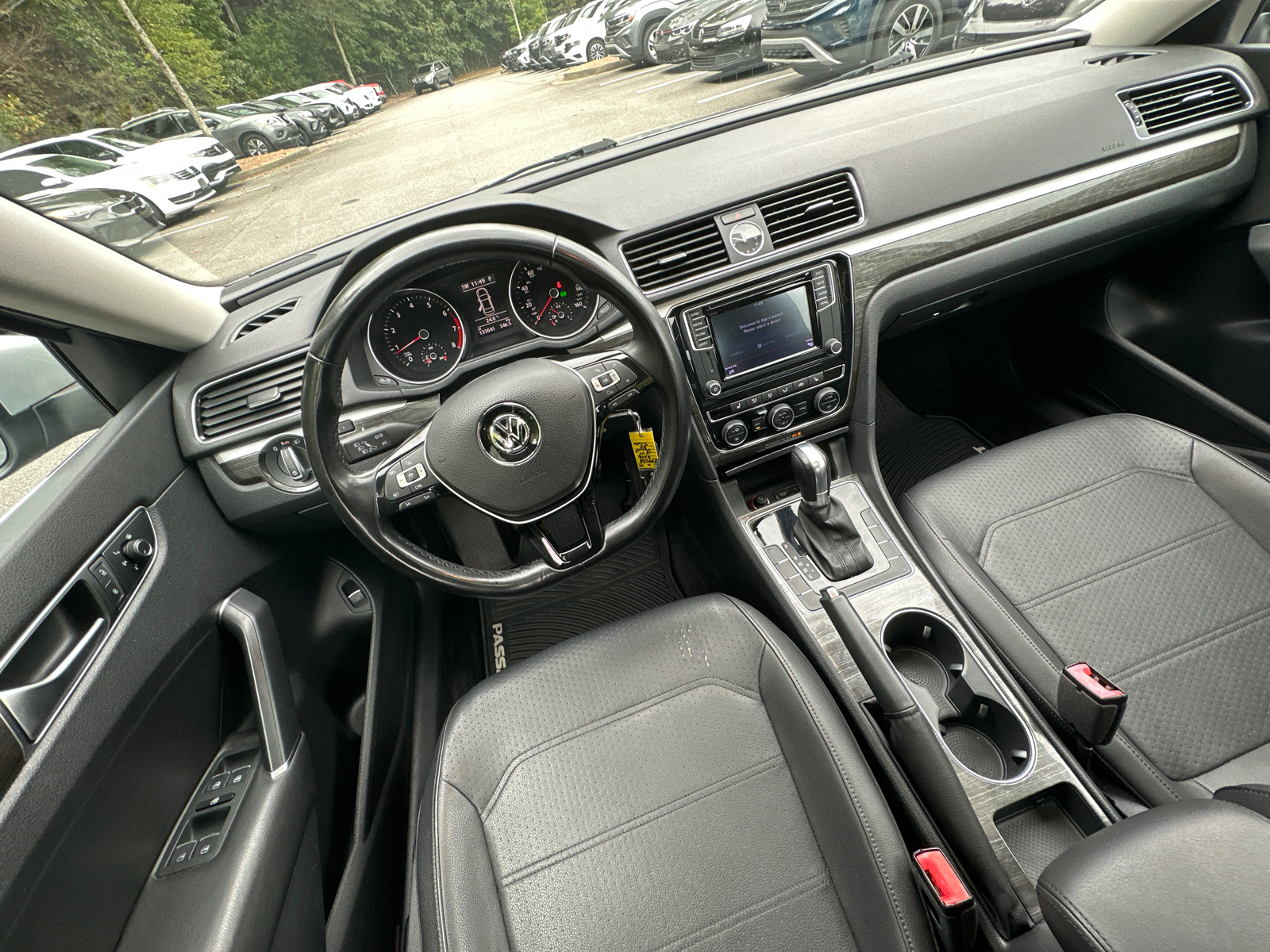 2016 Volkswagen Passat 1.8T SE 28