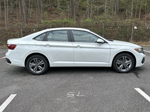 2024 Volkswagen Jetta 1.5T SE 8