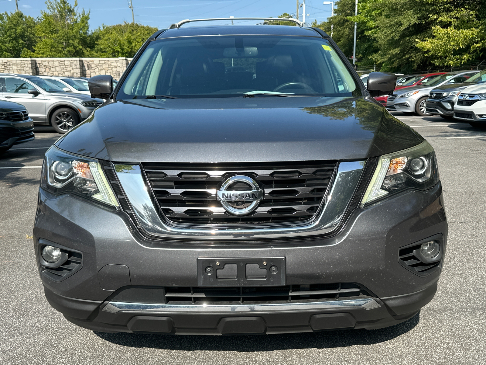 2017 Nissan Pathfinder SL 2