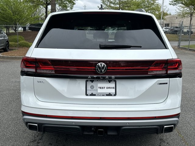 2024 Volkswagen Atlas 2.0T Peak Edition SEL 6