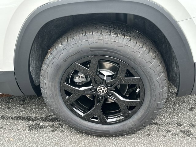 2024 Volkswagen Atlas 2.0T Peak Edition SEL 20