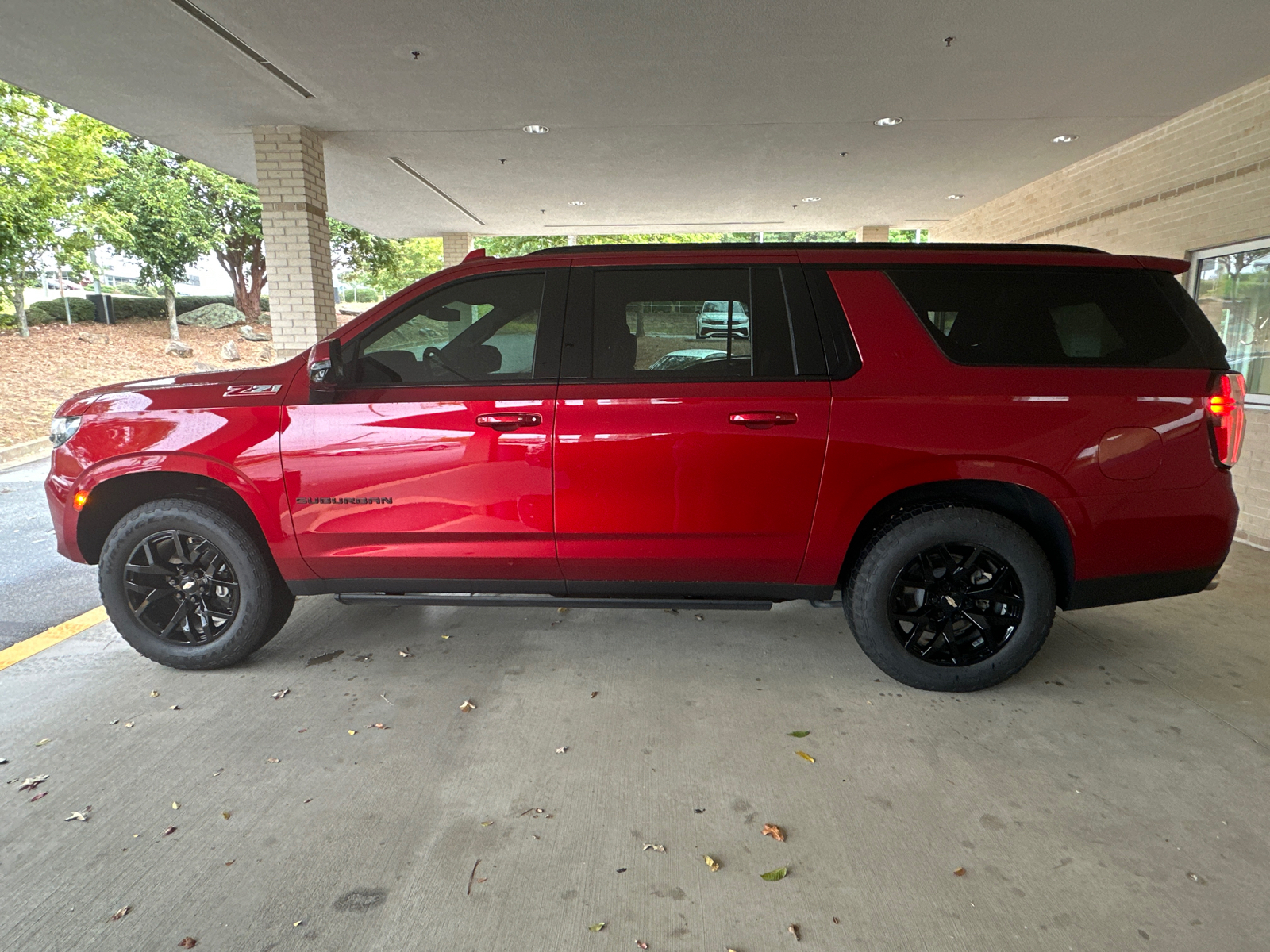 2022 Chevrolet Suburban Z71 4