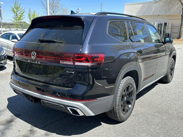 2024 Volkswagen Atlas 2.0T Peak Edition SE w/Technology 7