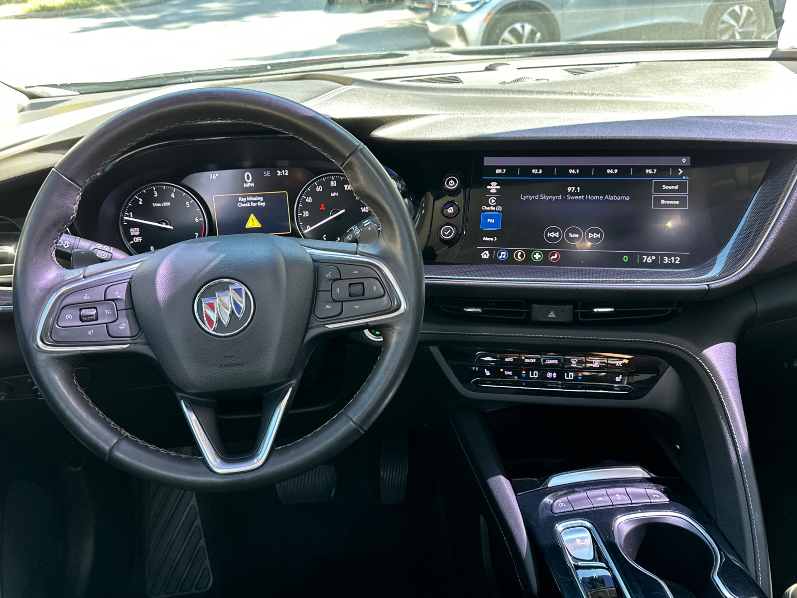 2021 Buick Envision Essence 23